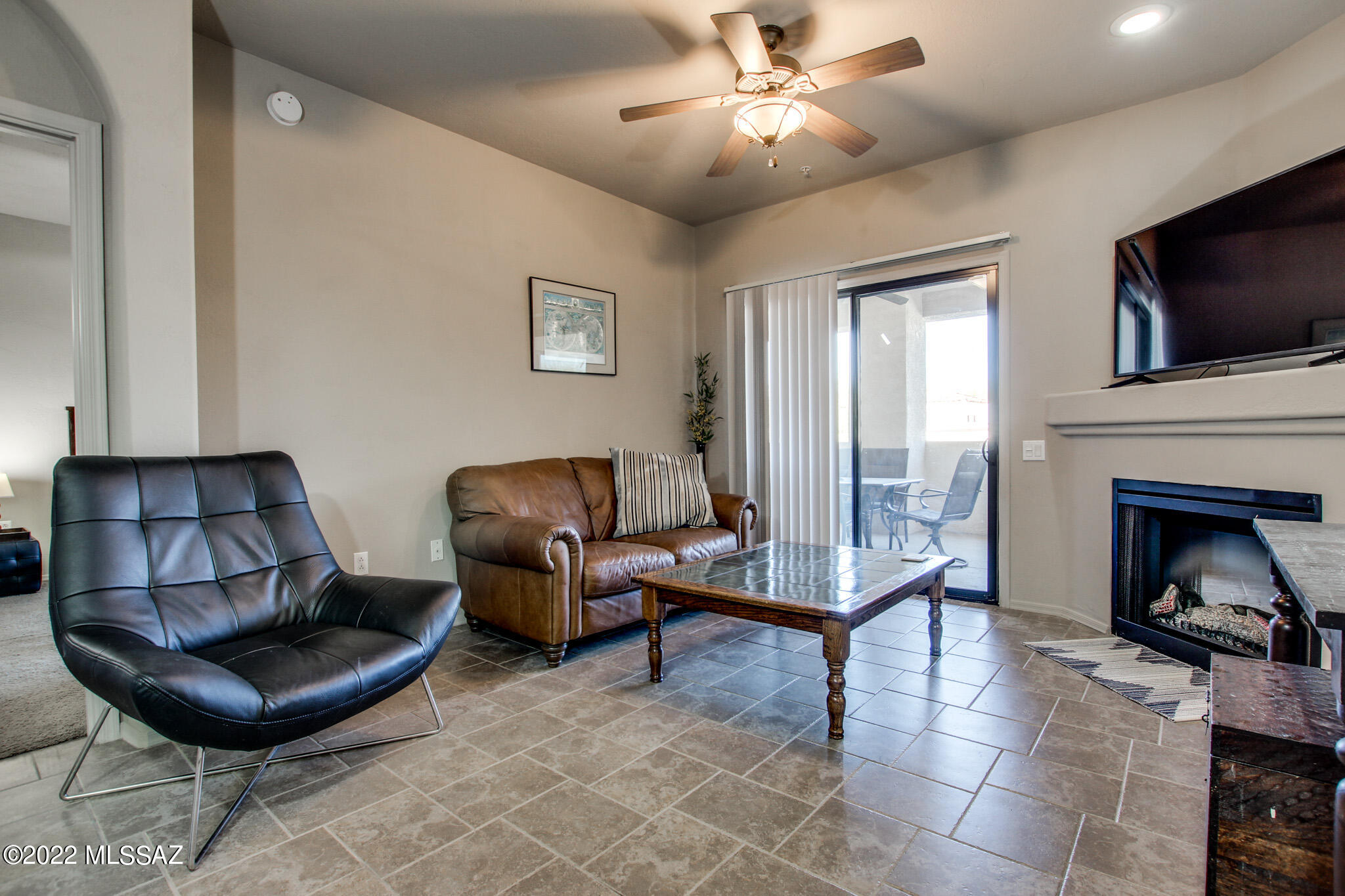 2550 E River Road Unit: 4202