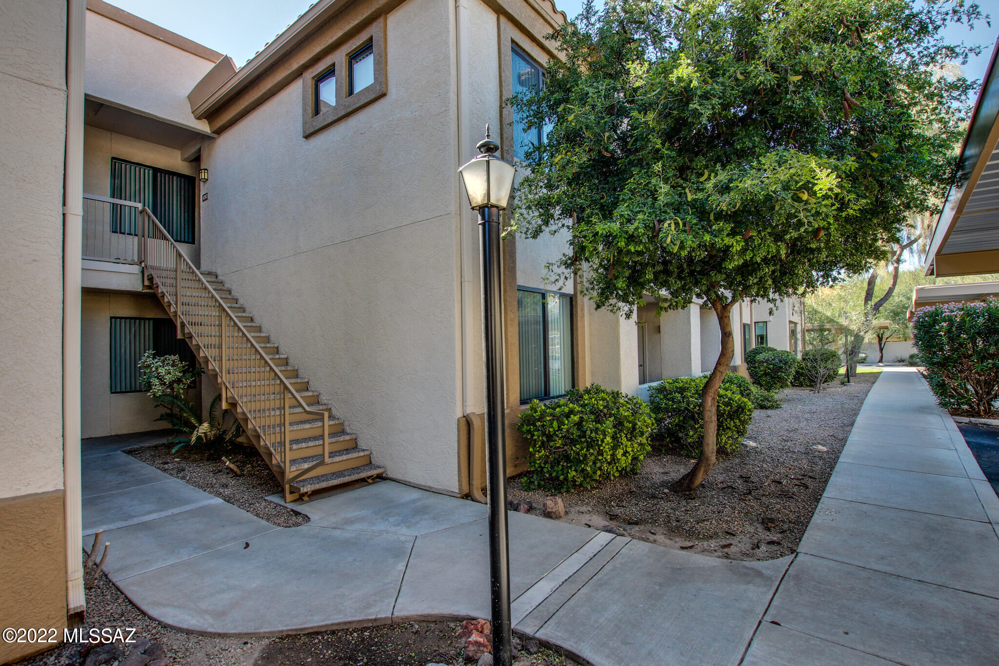 2550 E River Road Unit: 4202