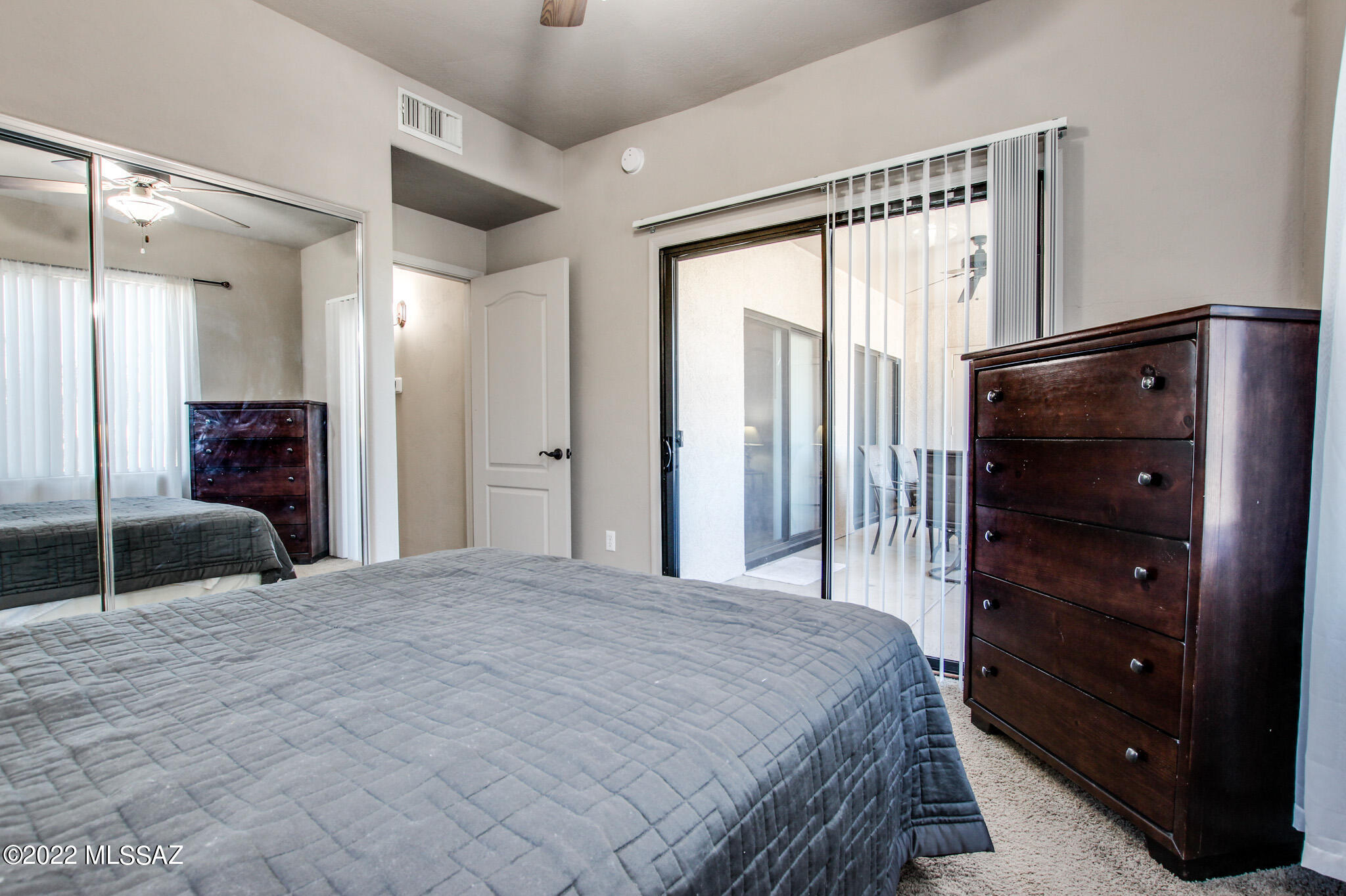 2550 E River Road Unit: 4202