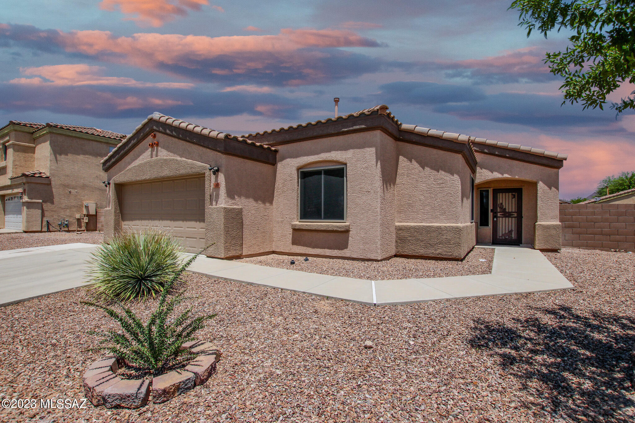 6330 W Ocotillo Meadow Drive