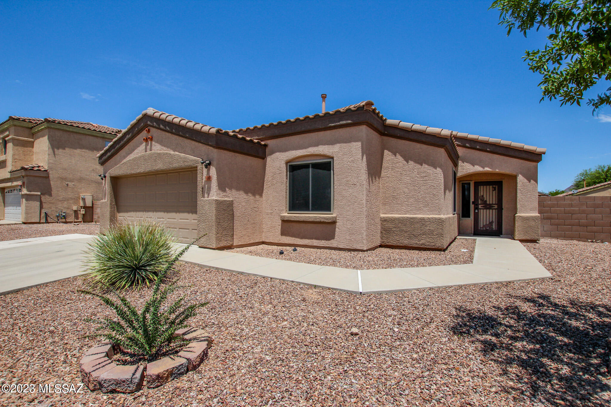 6330 W Ocotillo Meadow Drive