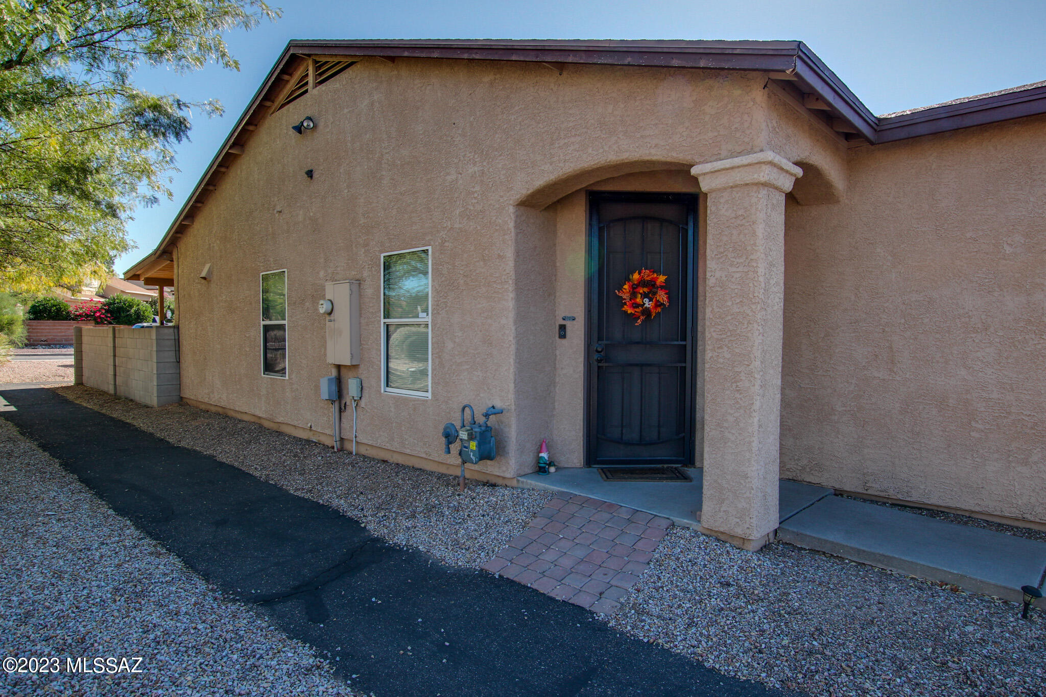 8440 N Placita De Los Laureles