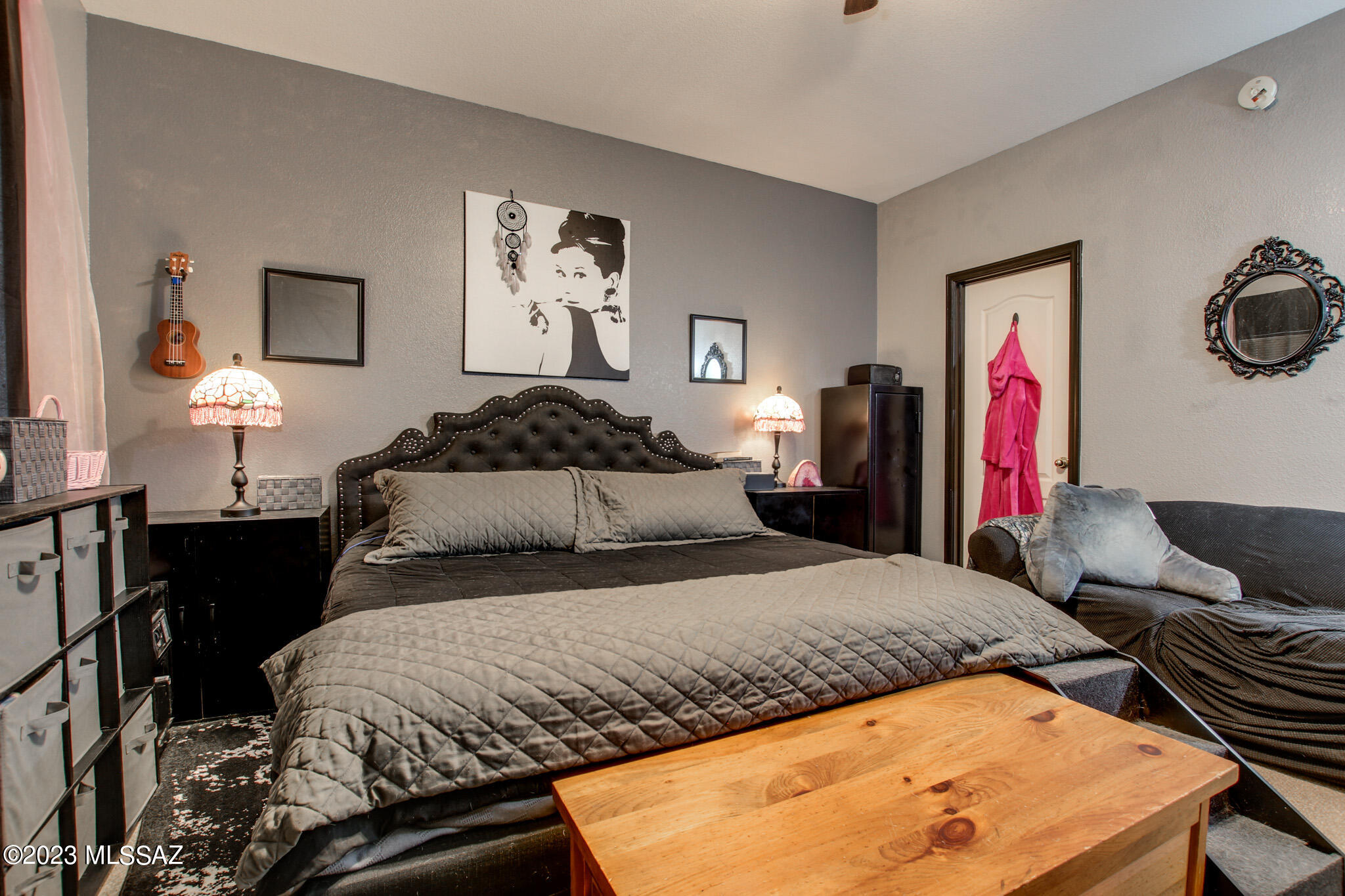 8440 N Placita De Los Laureles