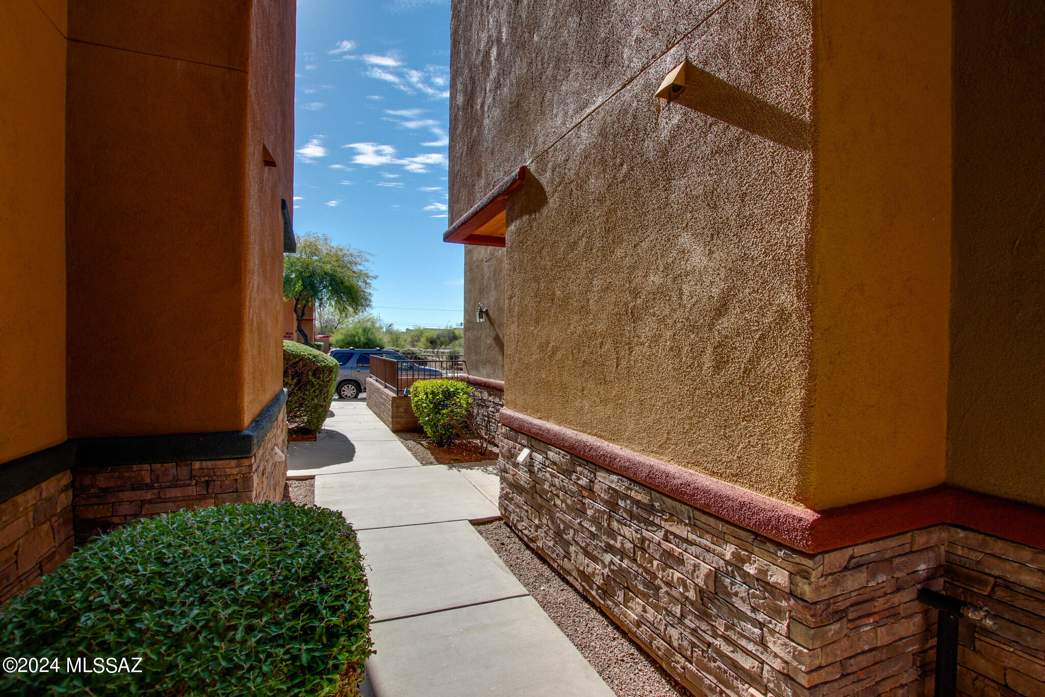 8645 E Placita De Las Tarascas