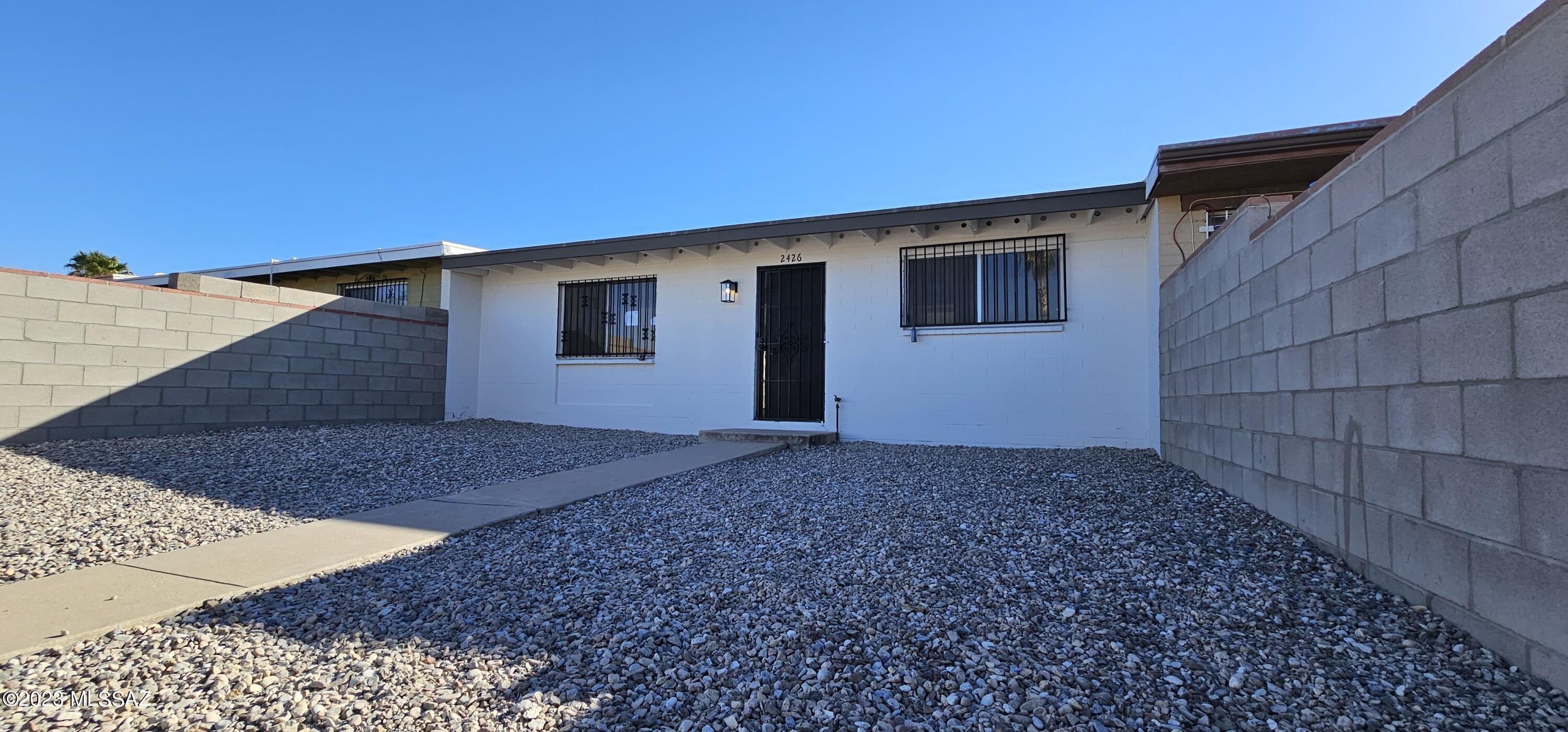 2426 Parkside Drive