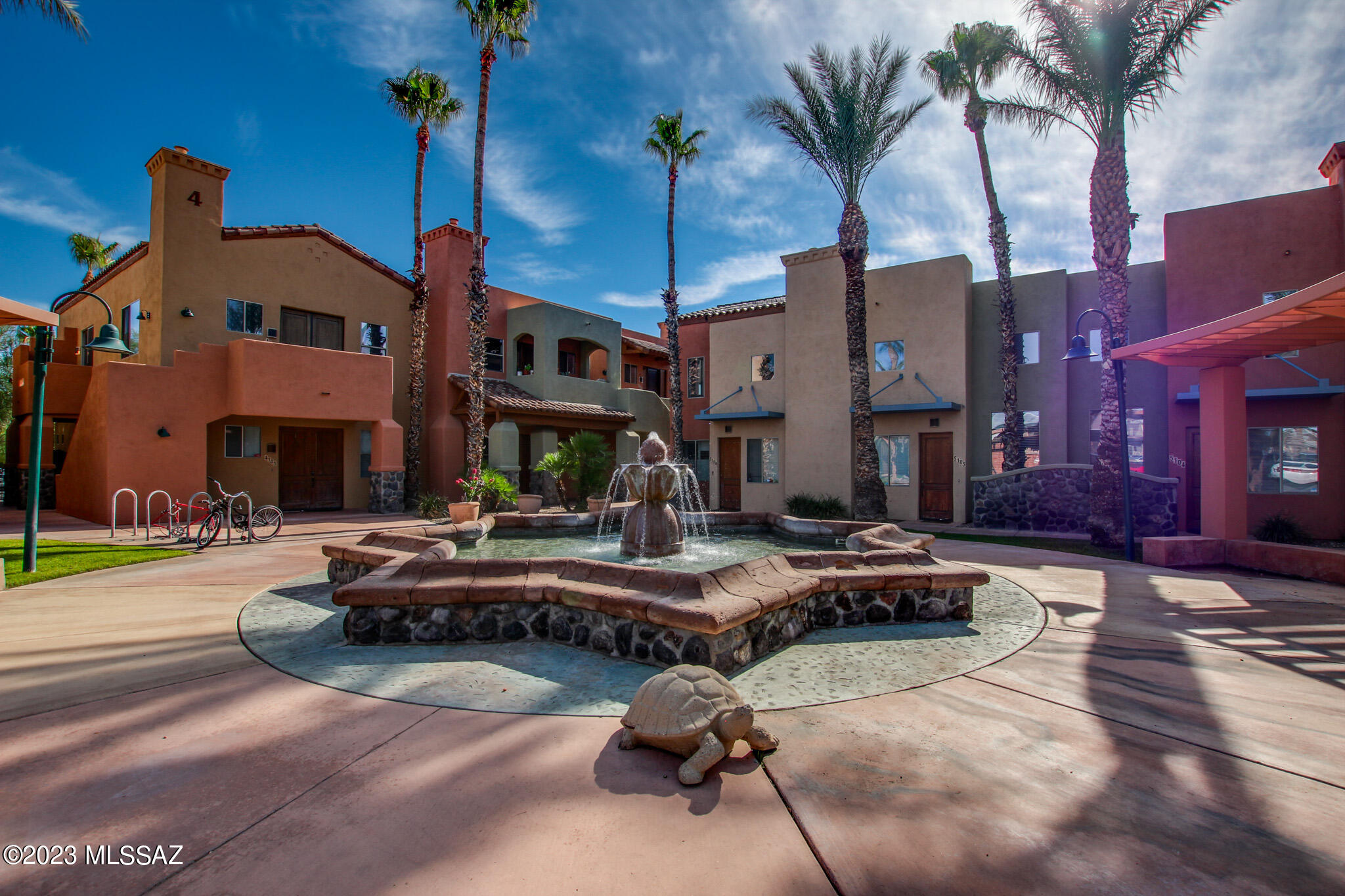 446 N Campbell Avenue Unit: 5102