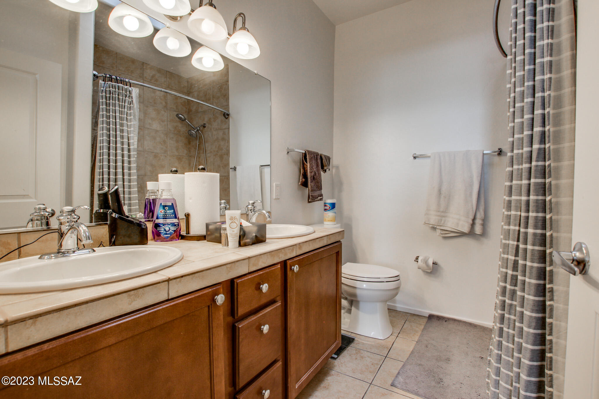 446 N Campbell Avenue Unit: 5102