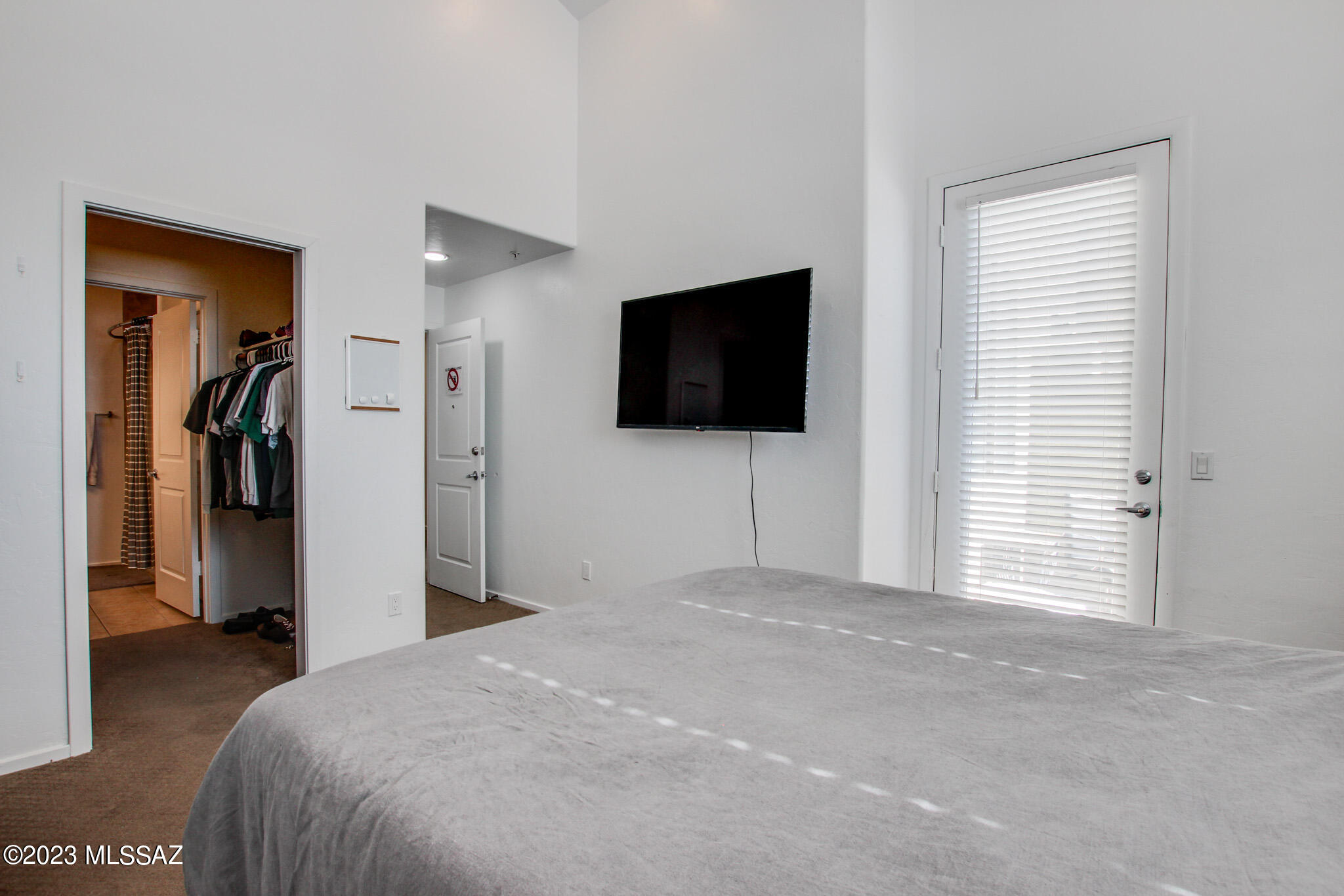 446 N Campbell Avenue Unit: 5102