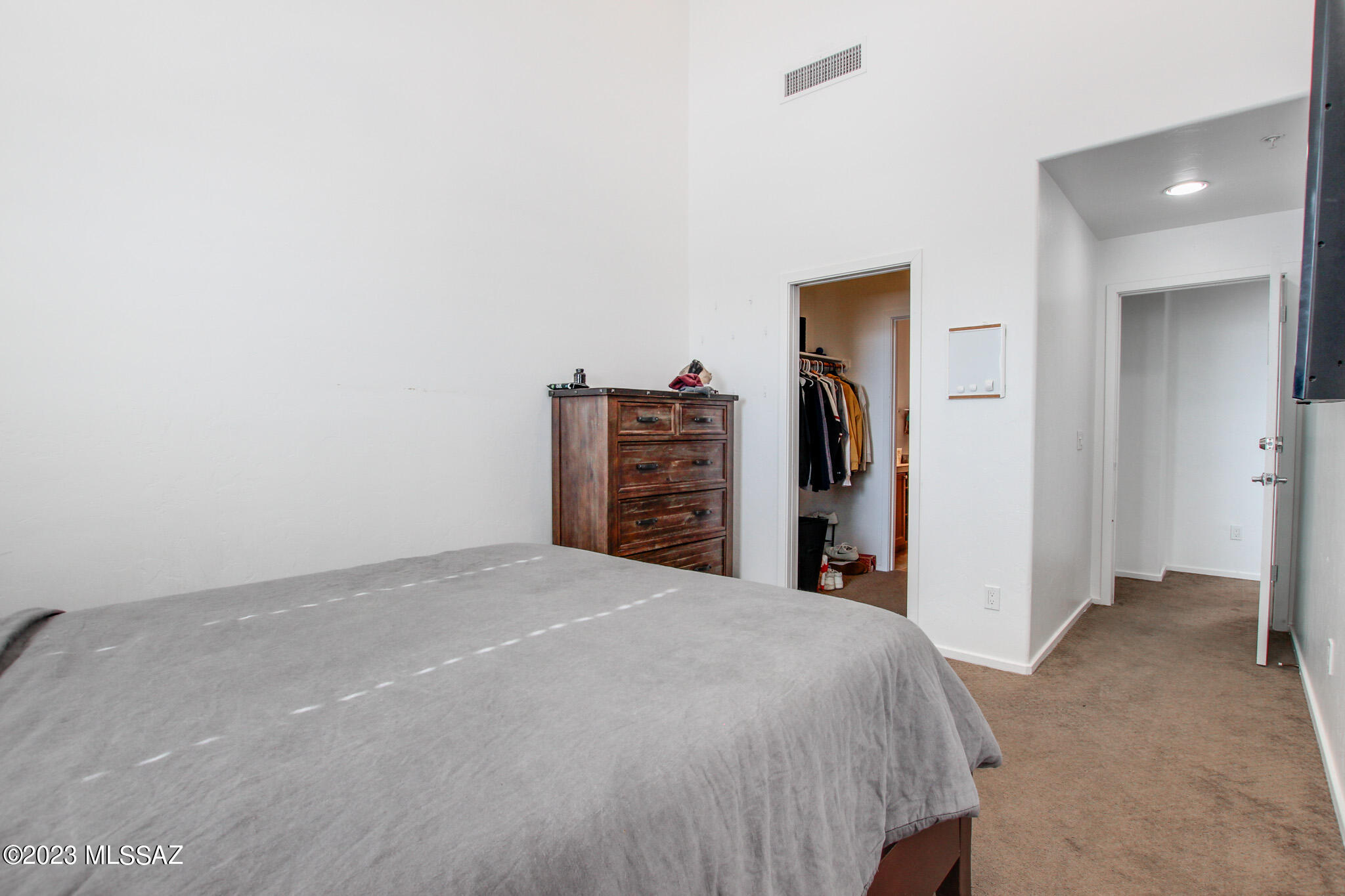 446 N Campbell Avenue Unit: 5102