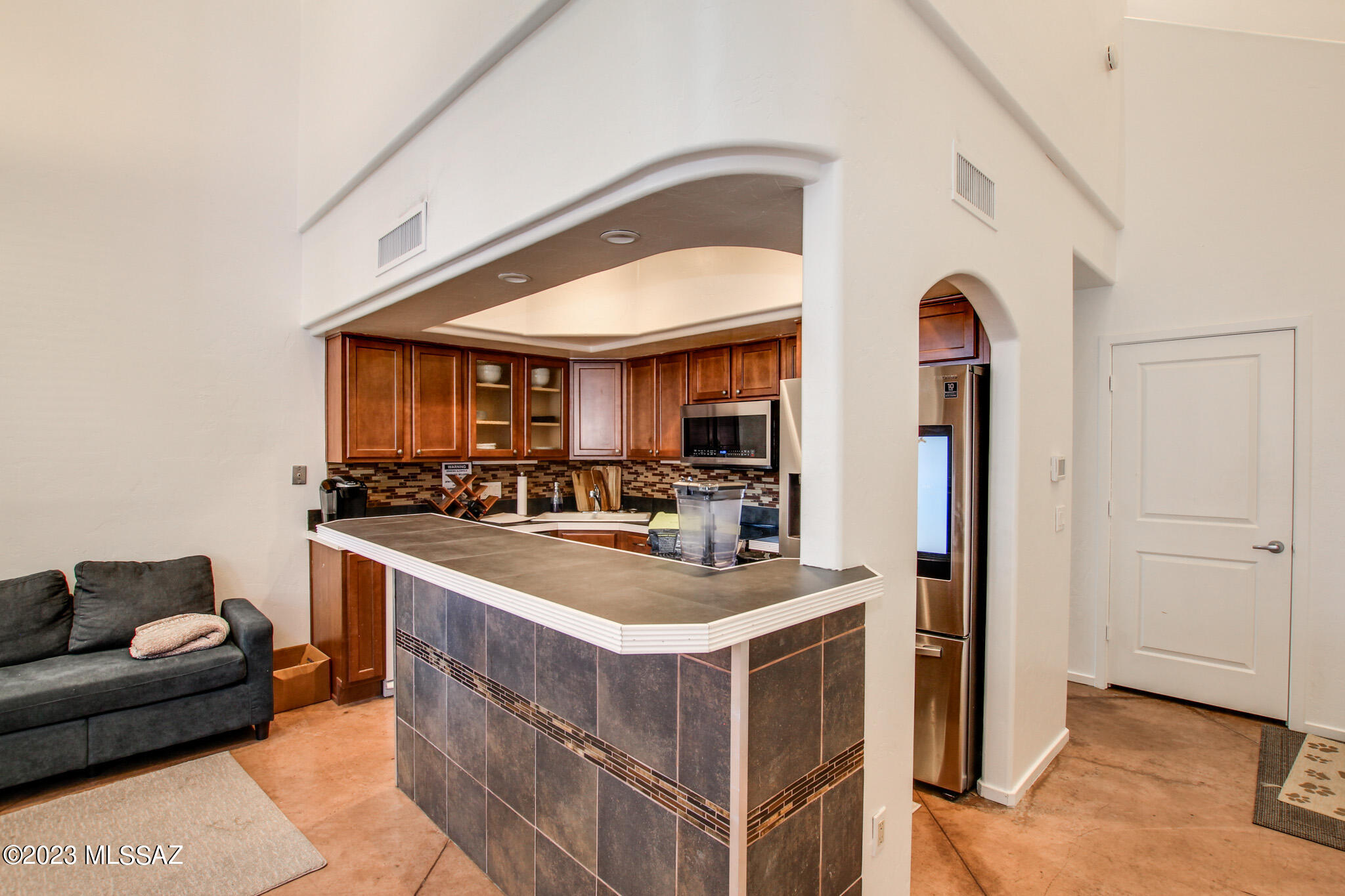 446 N Campbell Avenue Unit: 5102