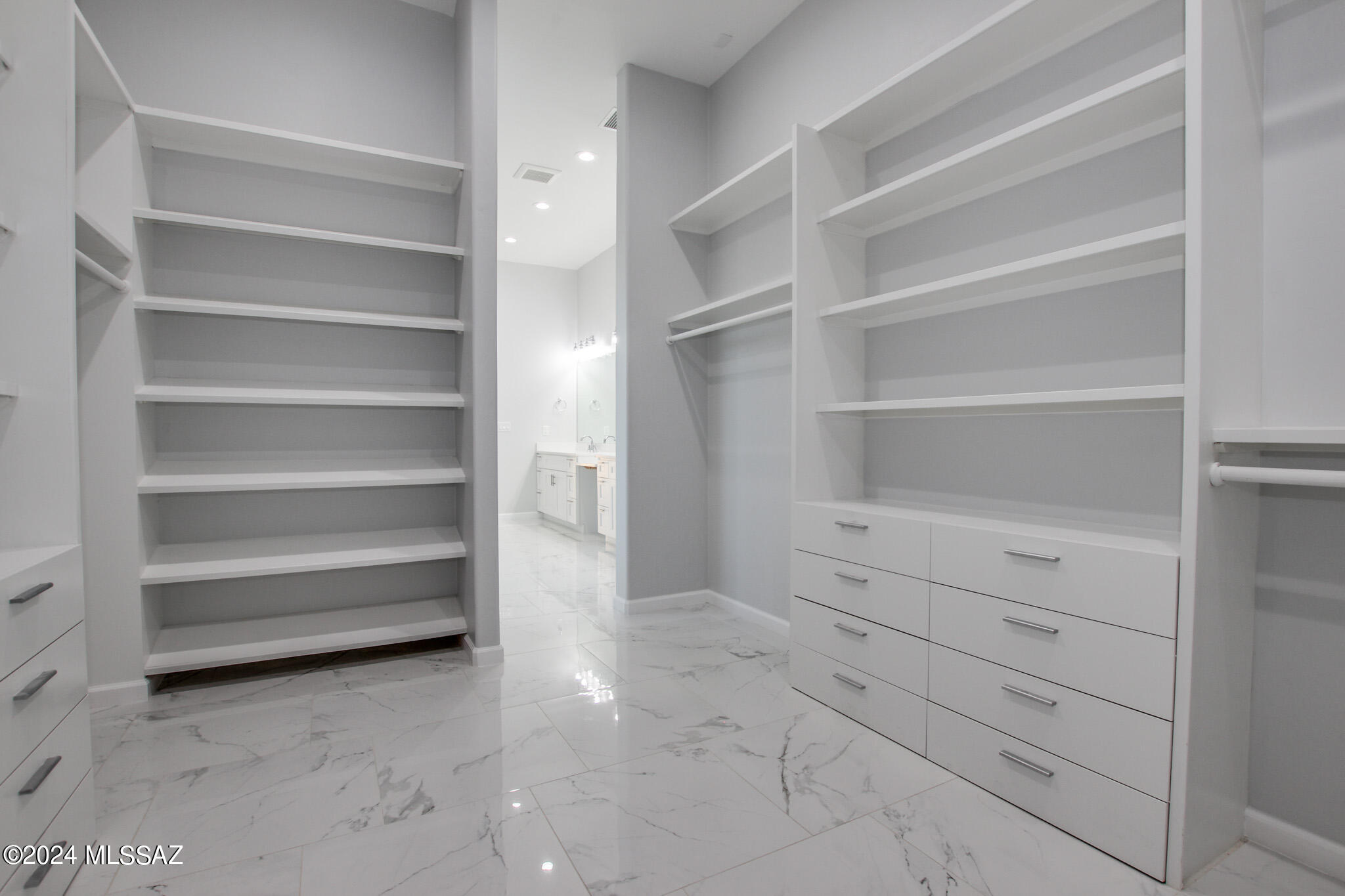 2275 W Lambert Lane