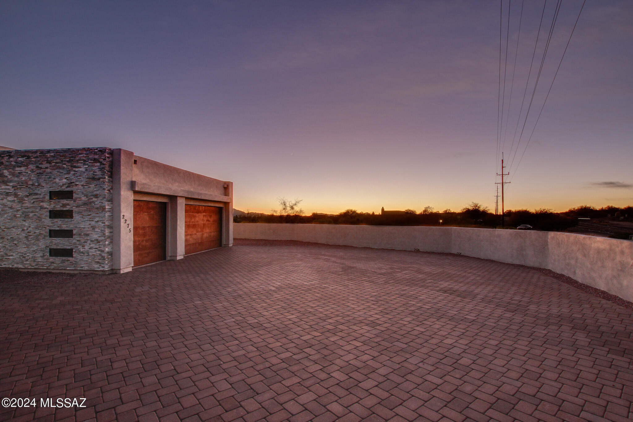 2275 W Lambert Lane