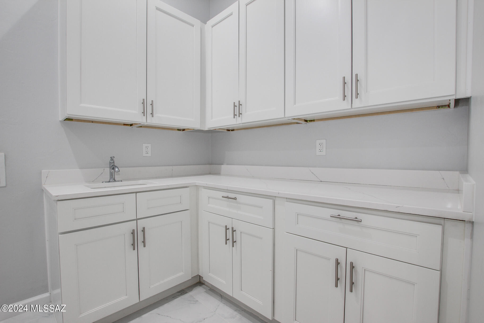 2275 W Lambert Lane