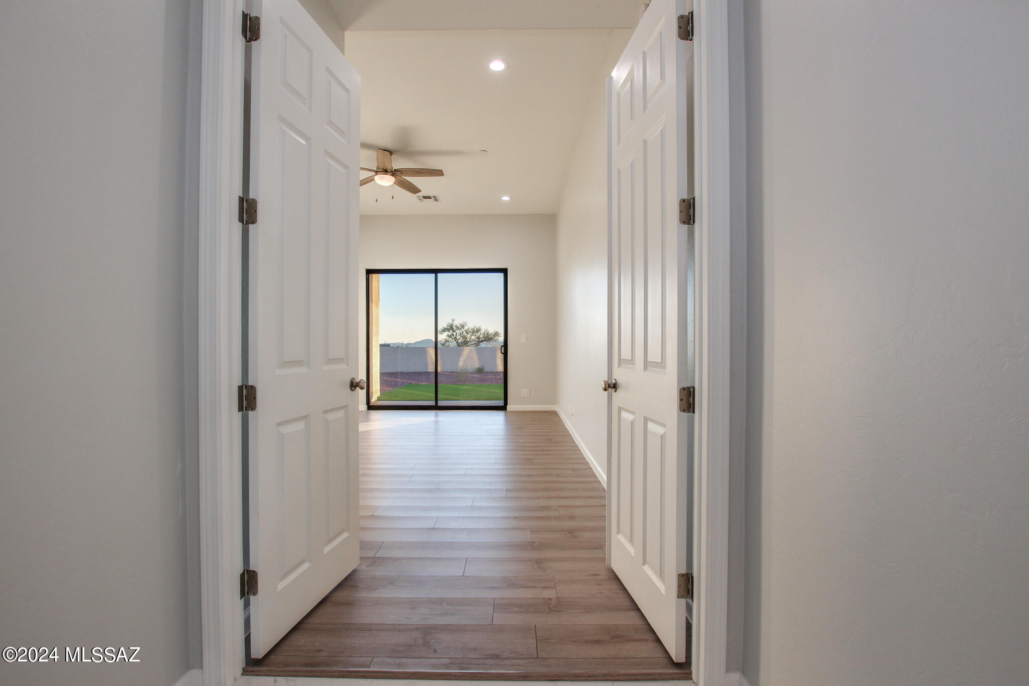 2275 W Lambert Lane