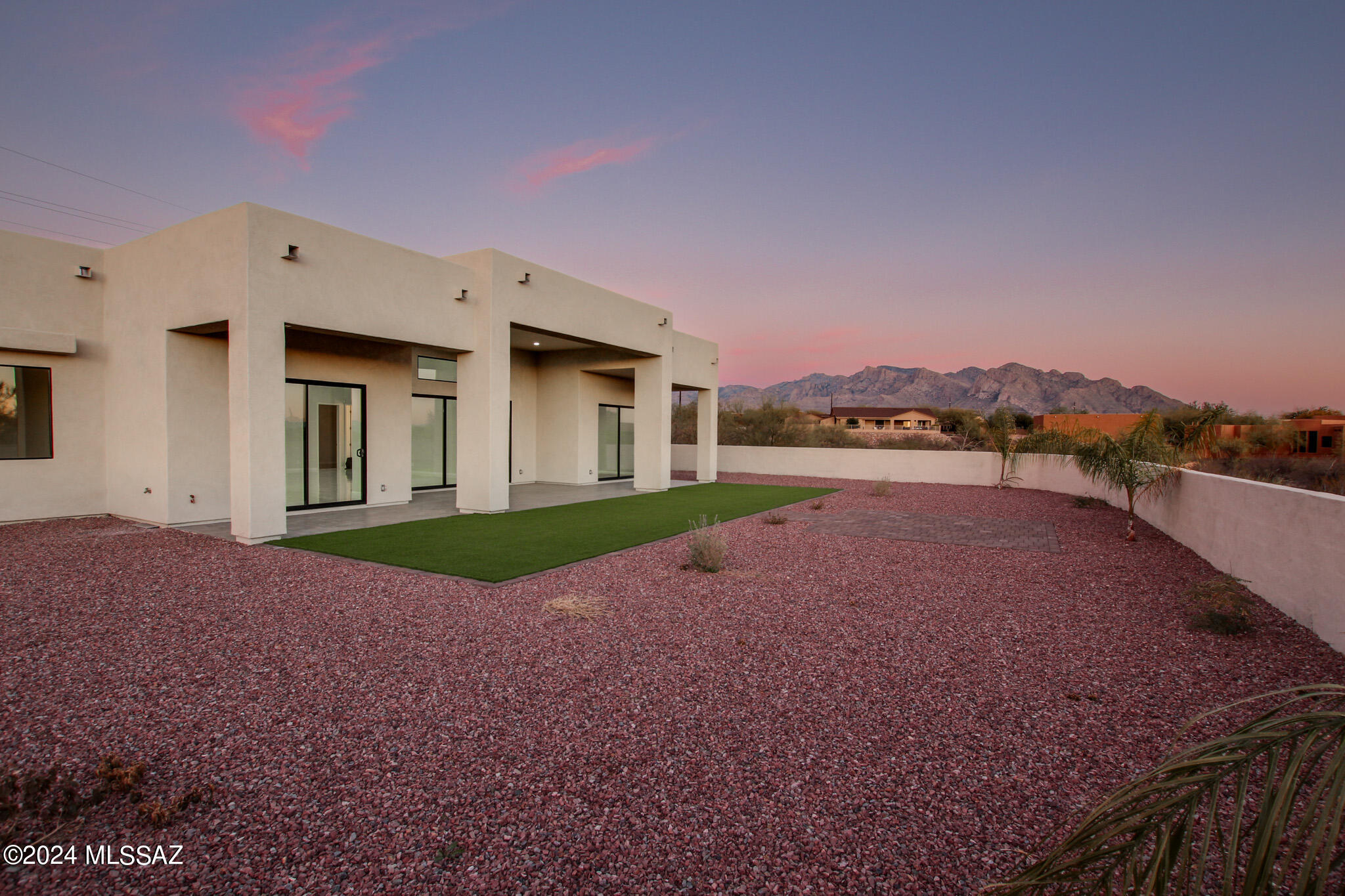 2275 W Lambert Lane