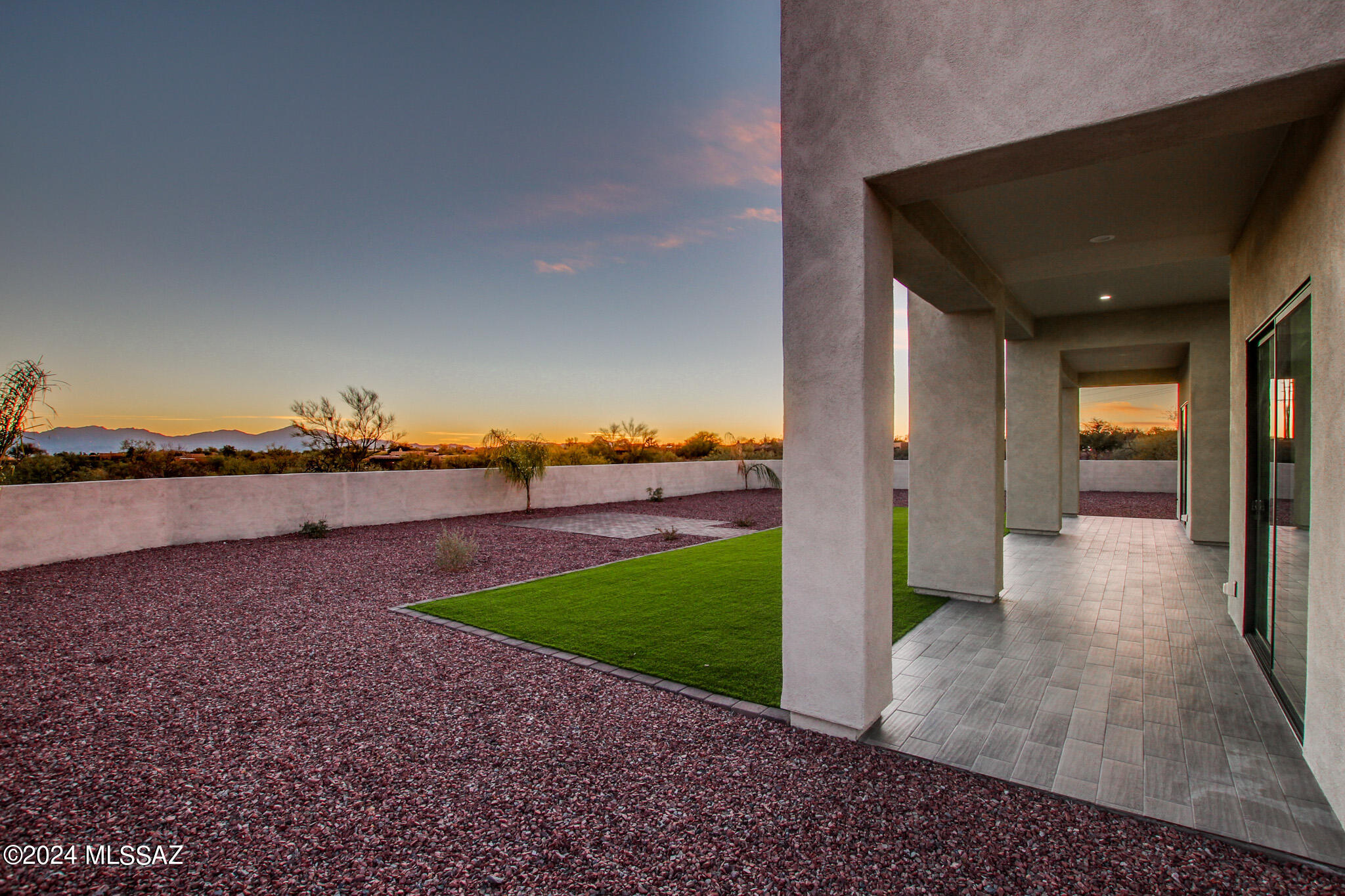 2275 W Lambert Lane