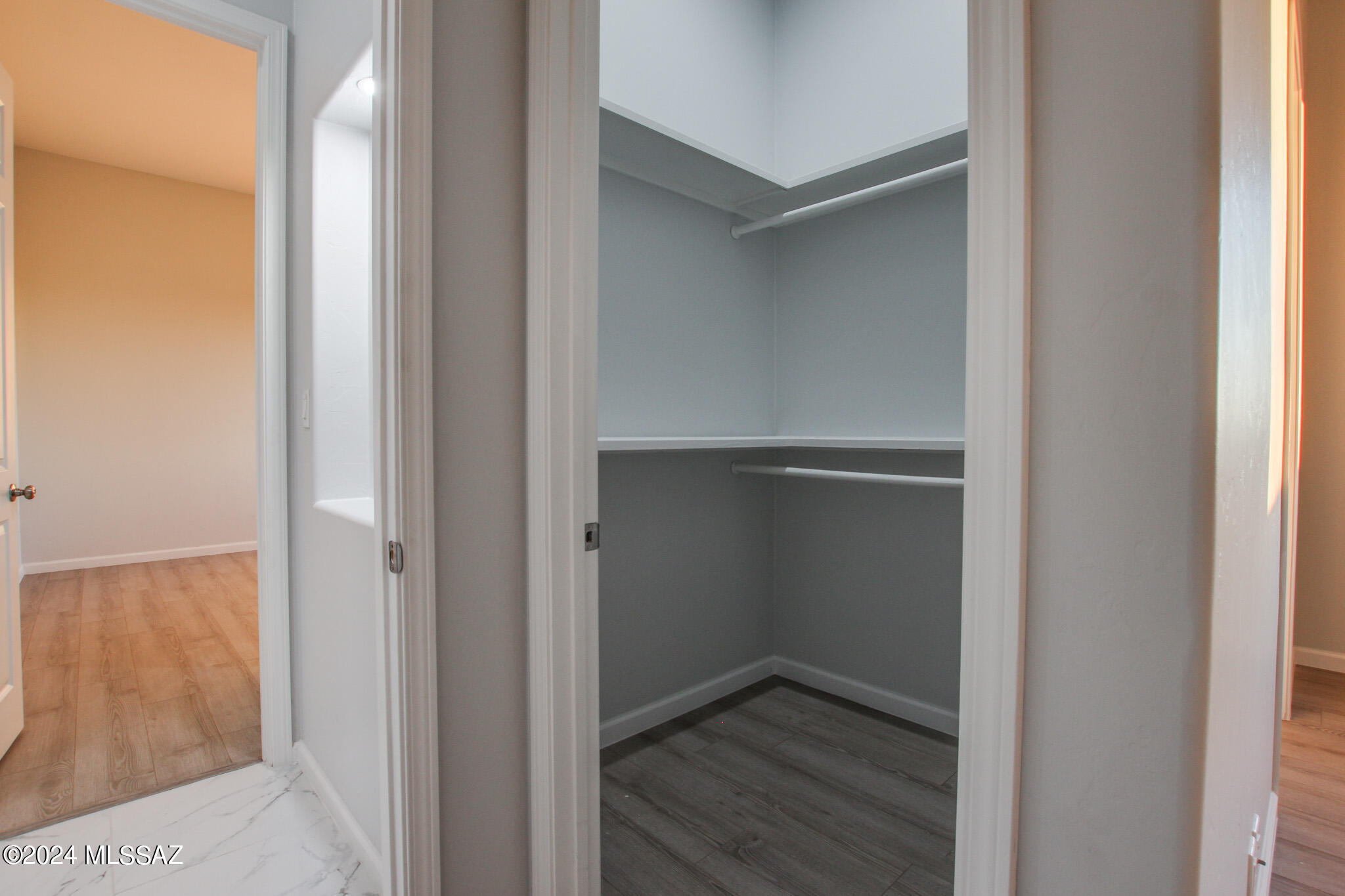 2275 W Lambert Lane