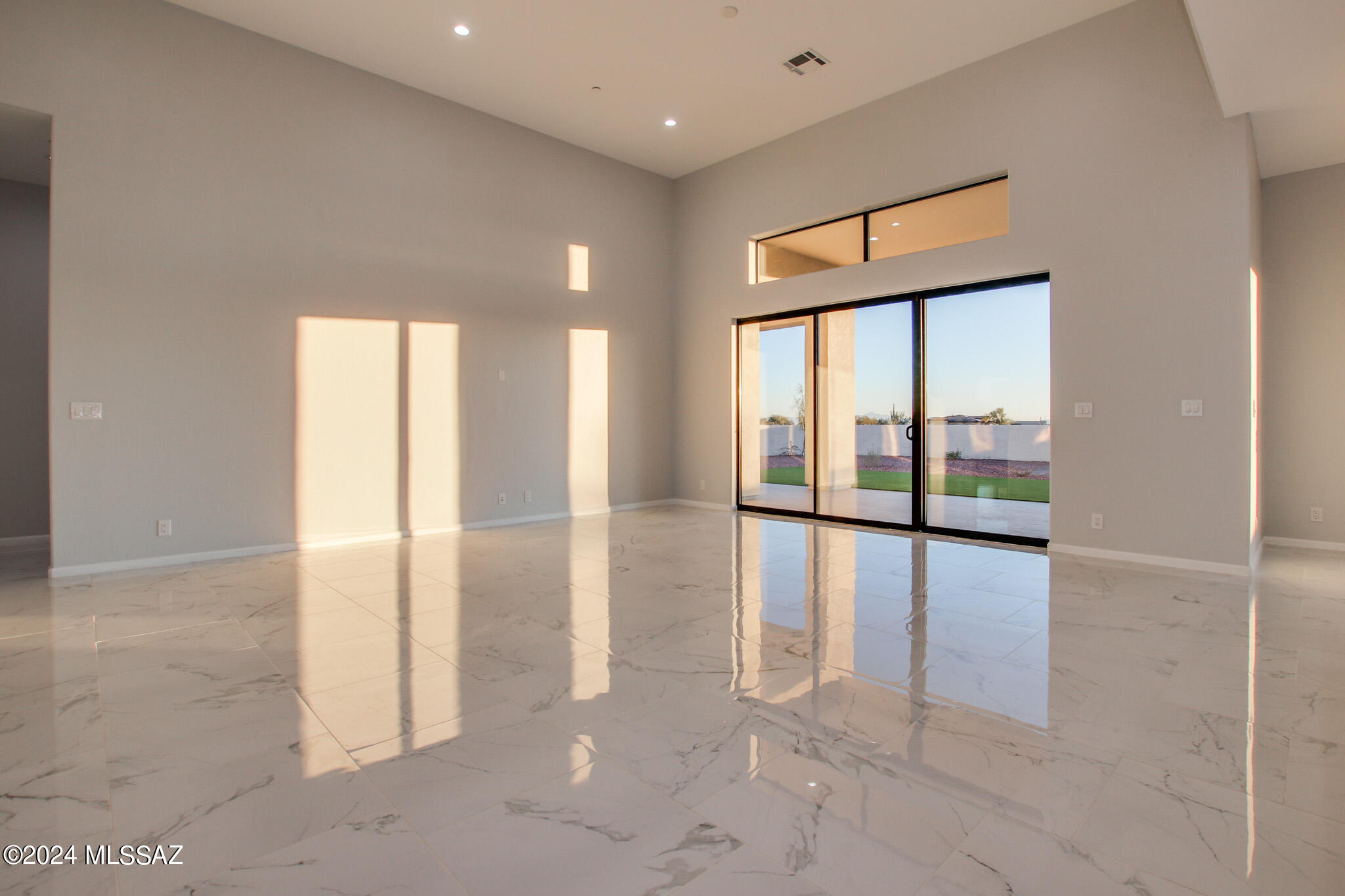 2275 W Lambert Lane