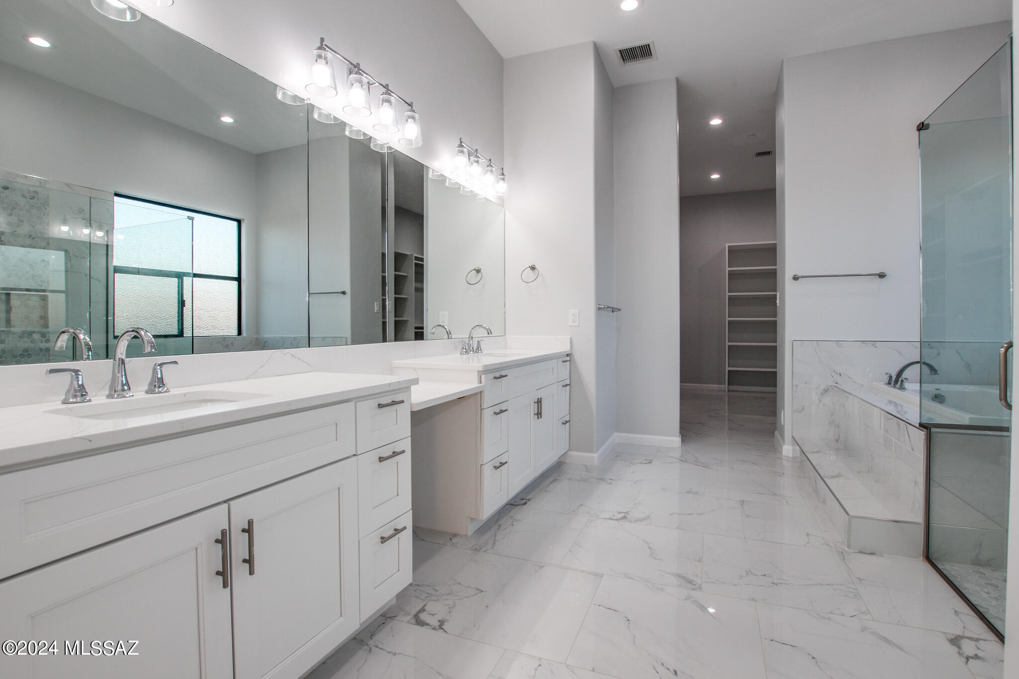 2275 W Lambert Lane