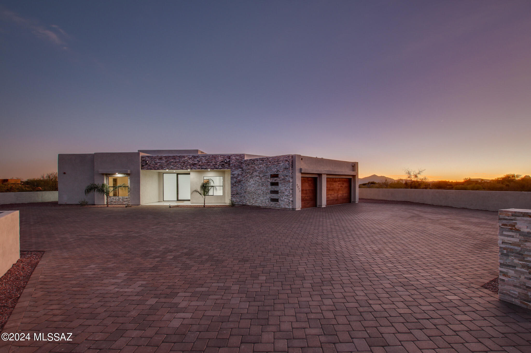 2275 W Lambert Lane