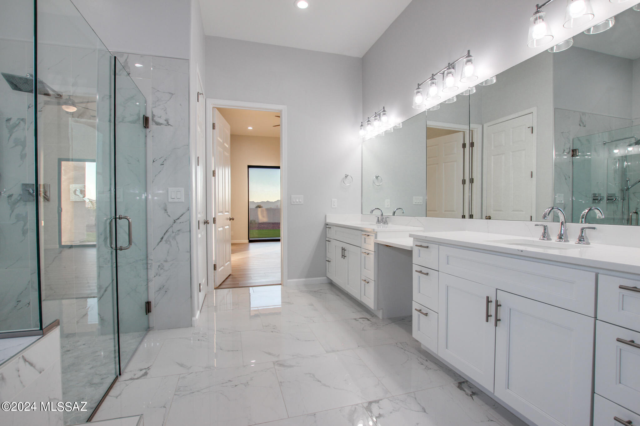 2275 W Lambert Lane