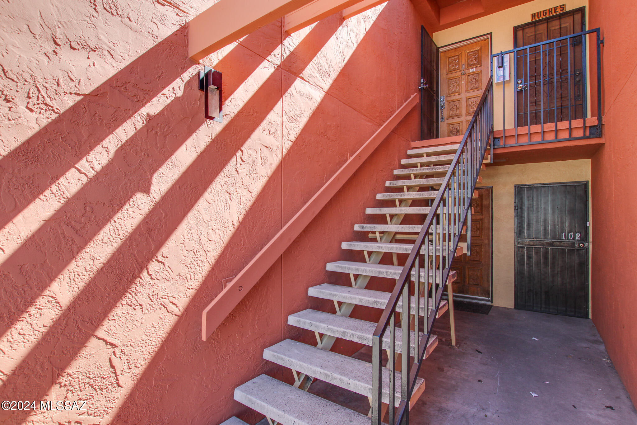 828 S Langley Avenue Unit: 201