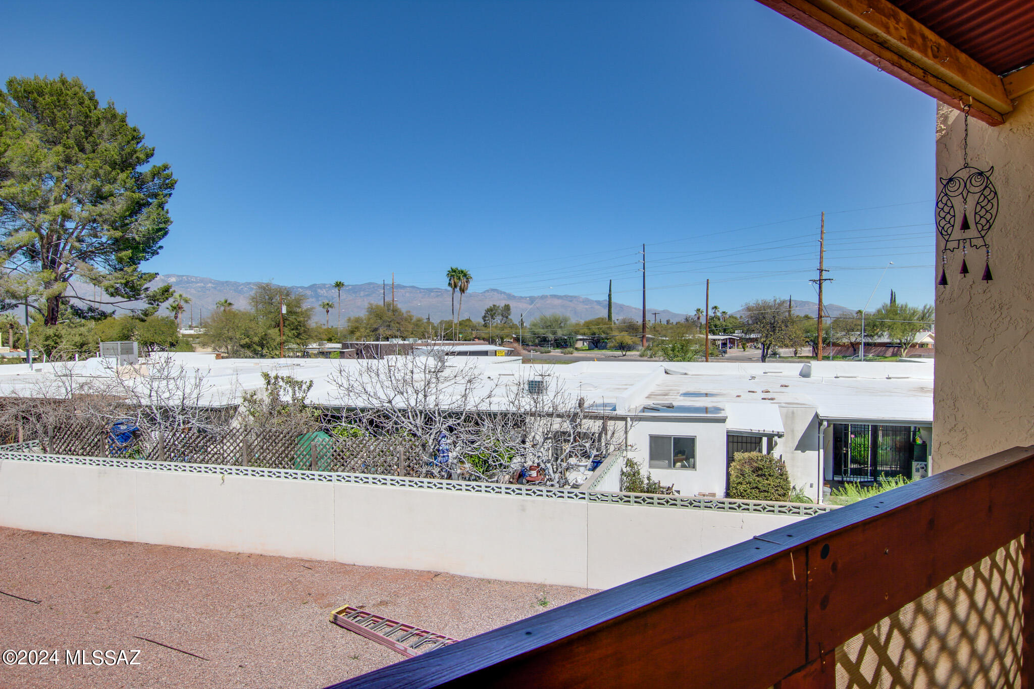 828 S Langley Avenue Unit: 201