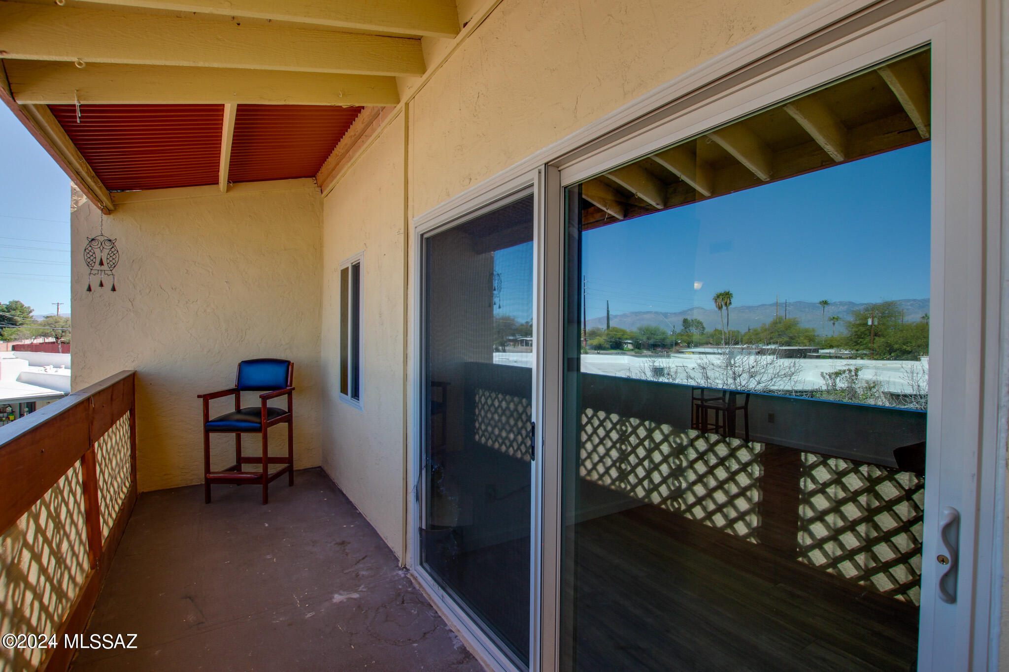 828 S Langley Avenue Unit: 201