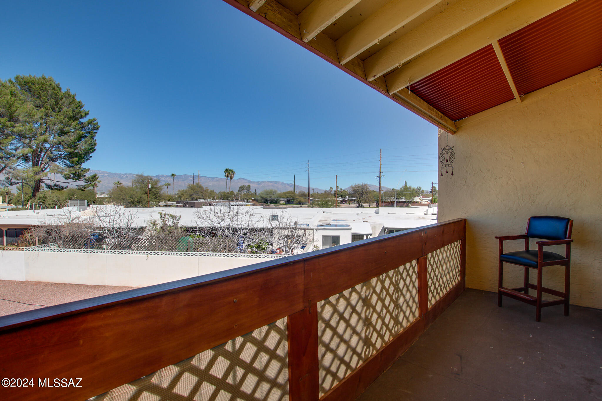 828 S Langley Avenue Unit: 201