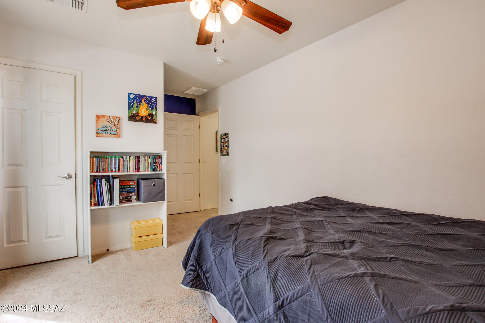 868 W Placita Pozanco