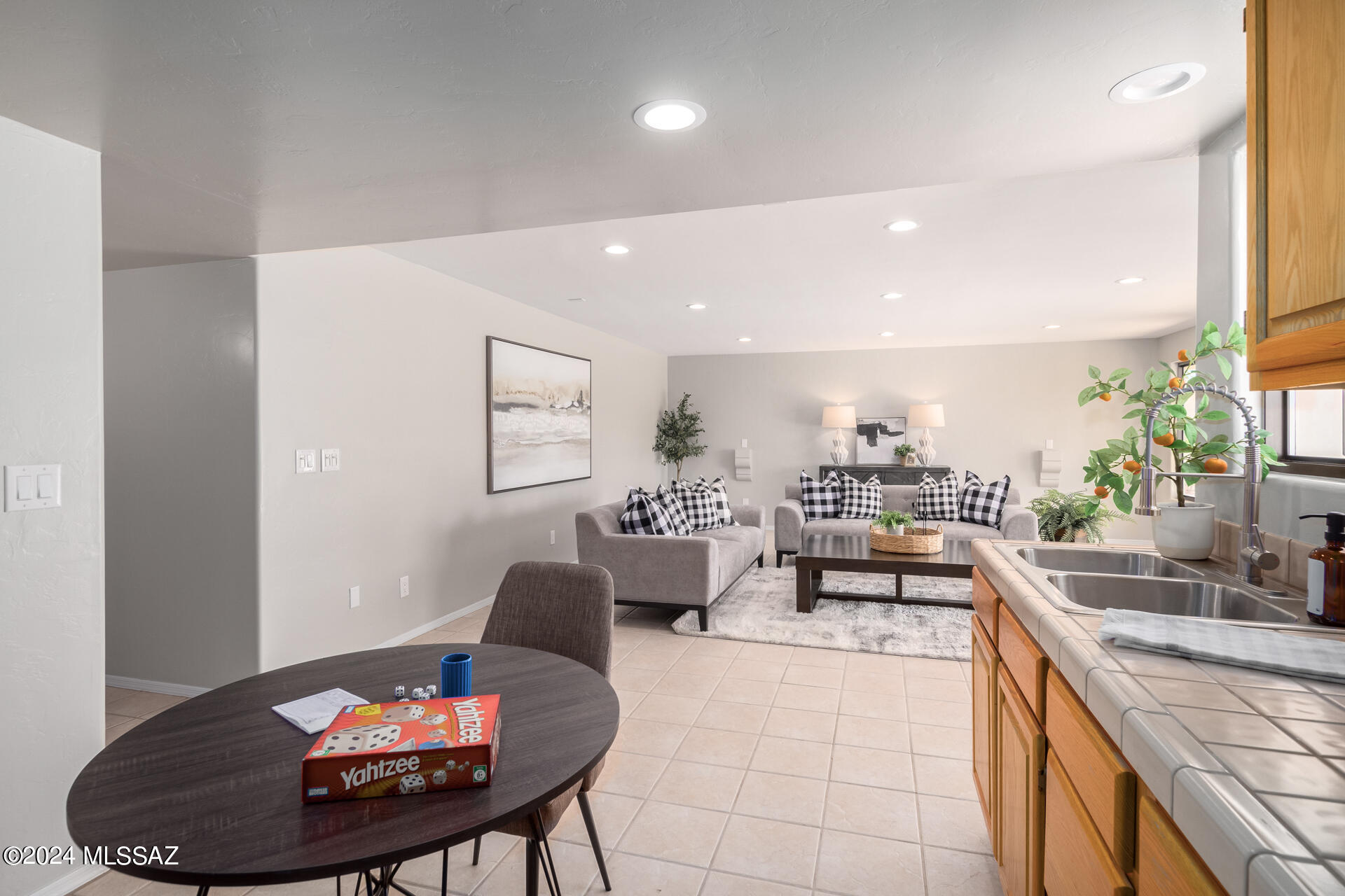 7873 N Quail Park Place