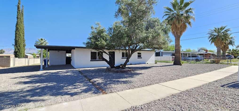 757 S Kenyon Drive