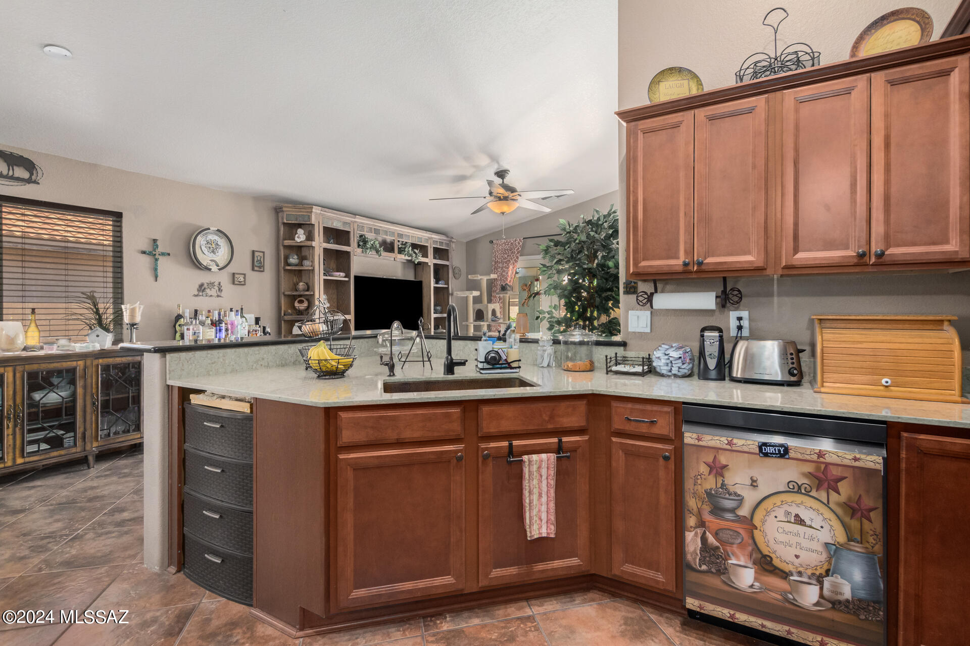 9387 E Yogo Sapphire Lane