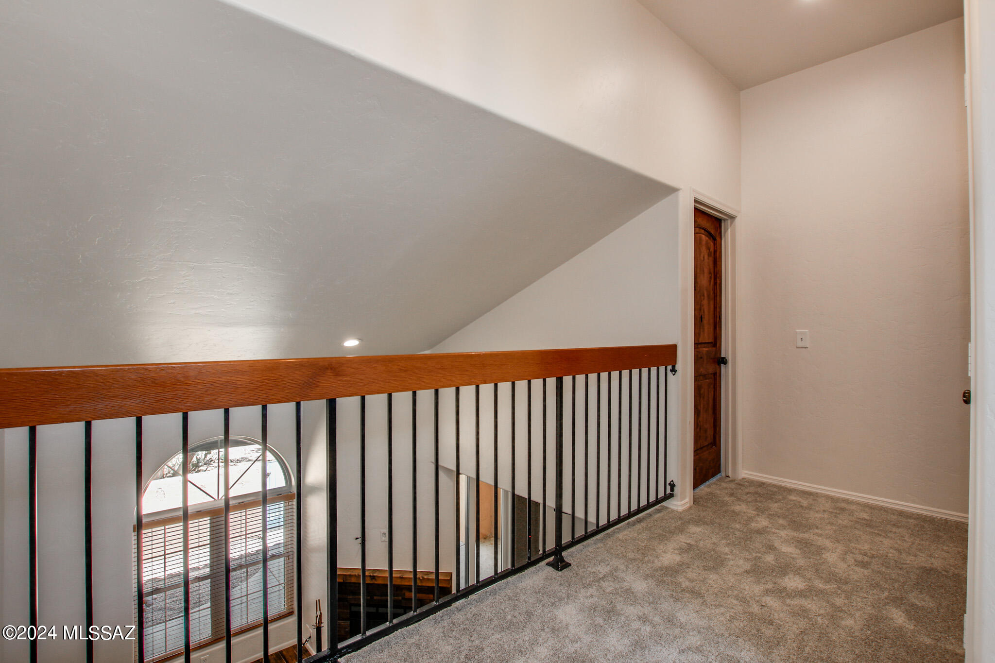 7753 E Via Ventana Norte