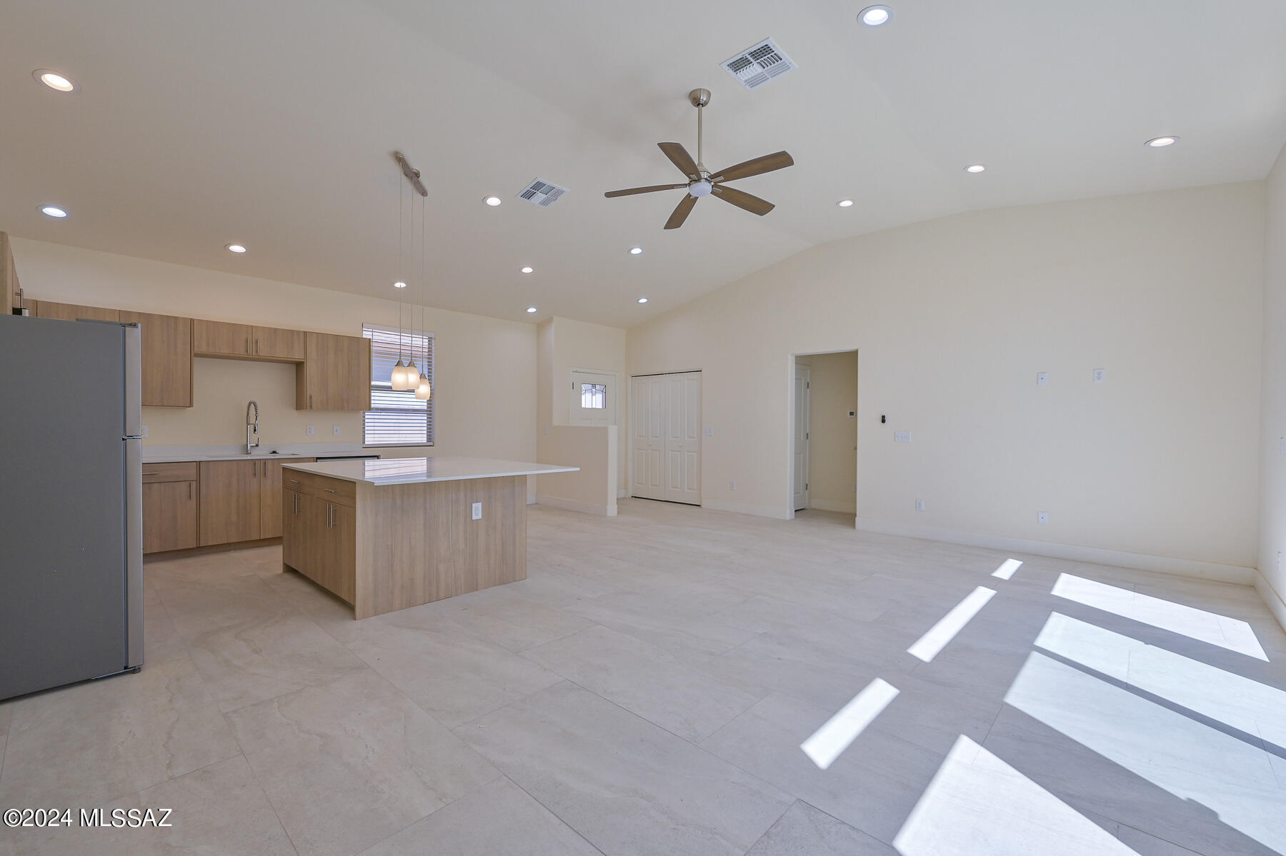 1620 E Hedrick Drive