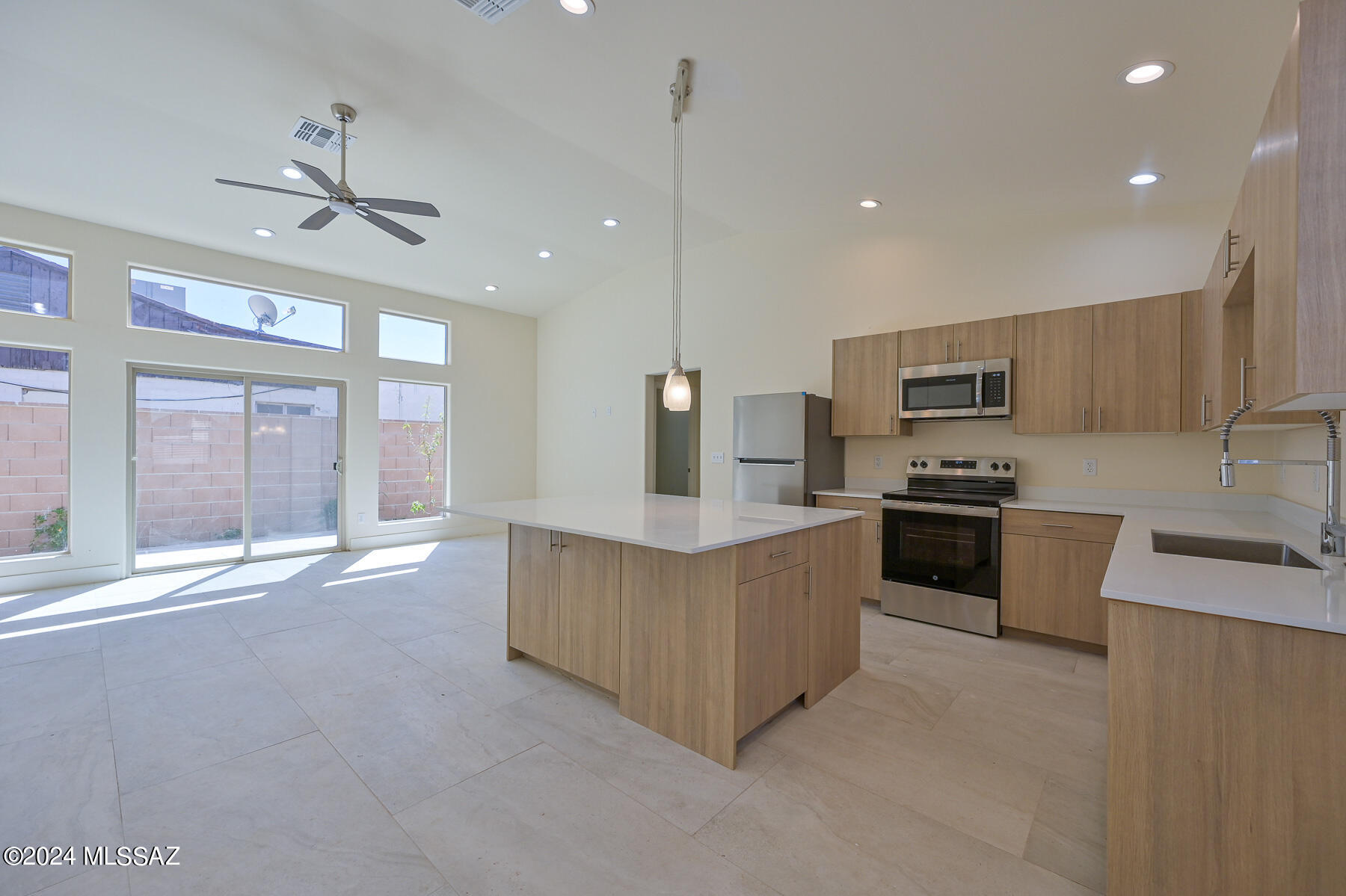 1620 E Hedrick Drive