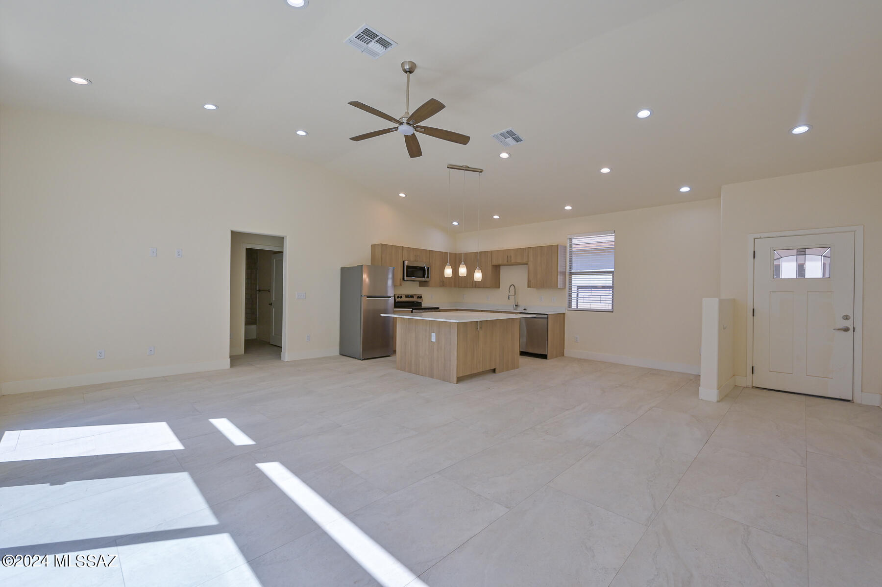 1620 E Hedrick Drive