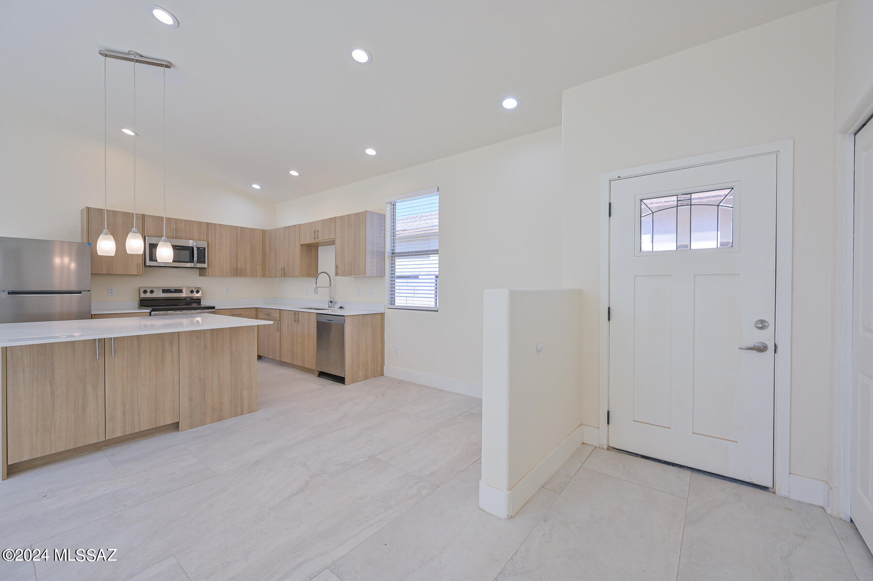 1620 E Hedrick Drive