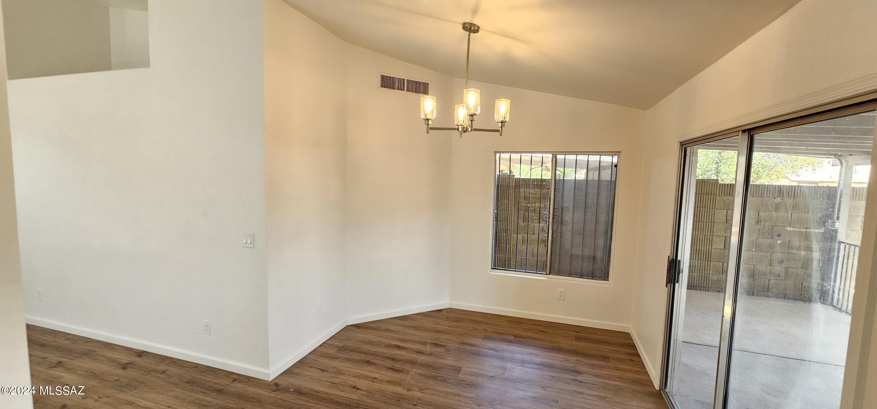 3051 W Placita De La Roseta