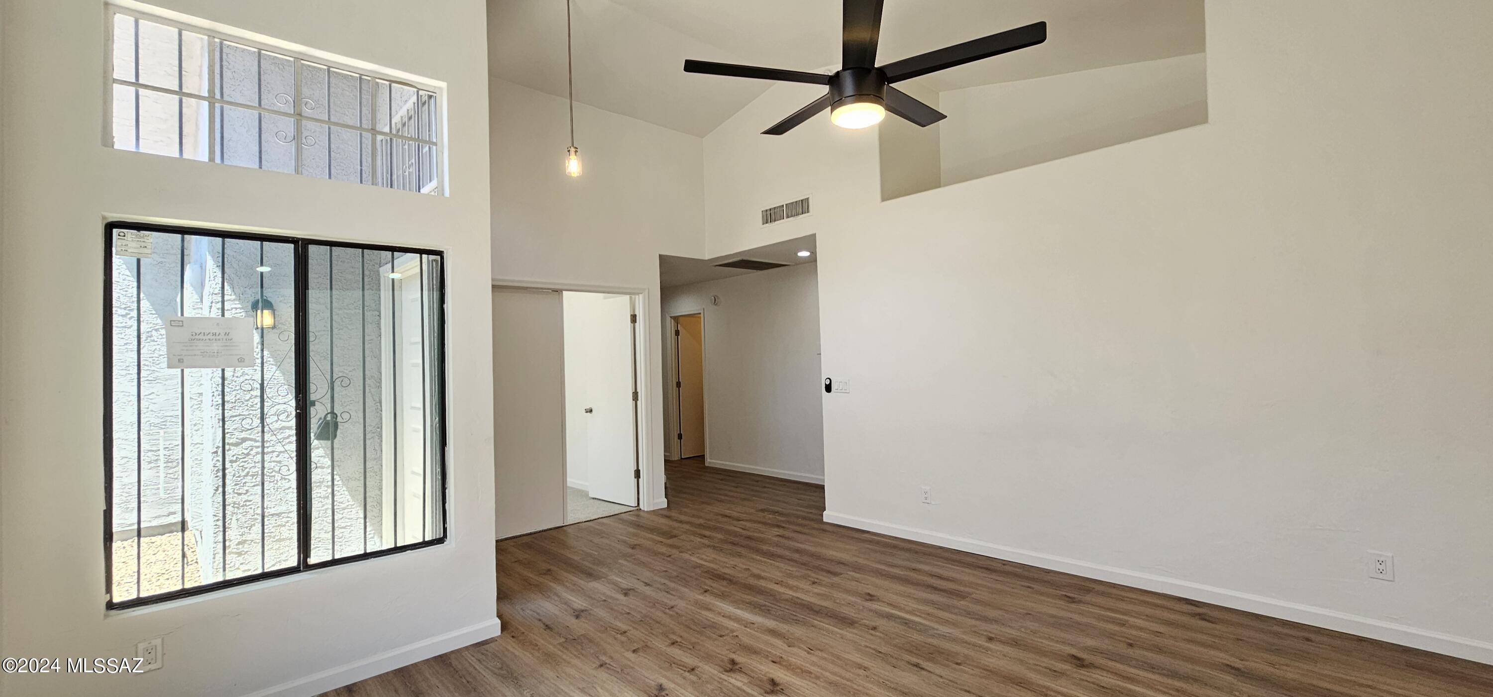 3051 W Placita De La Roseta