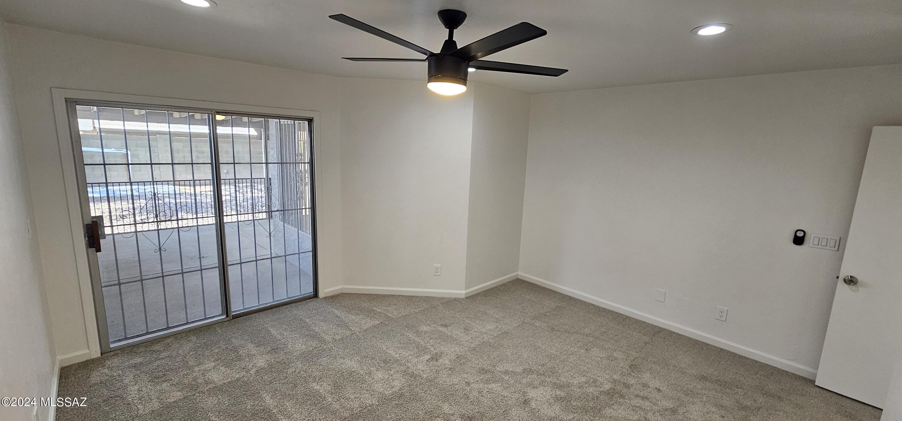3051 W Placita De La Roseta
