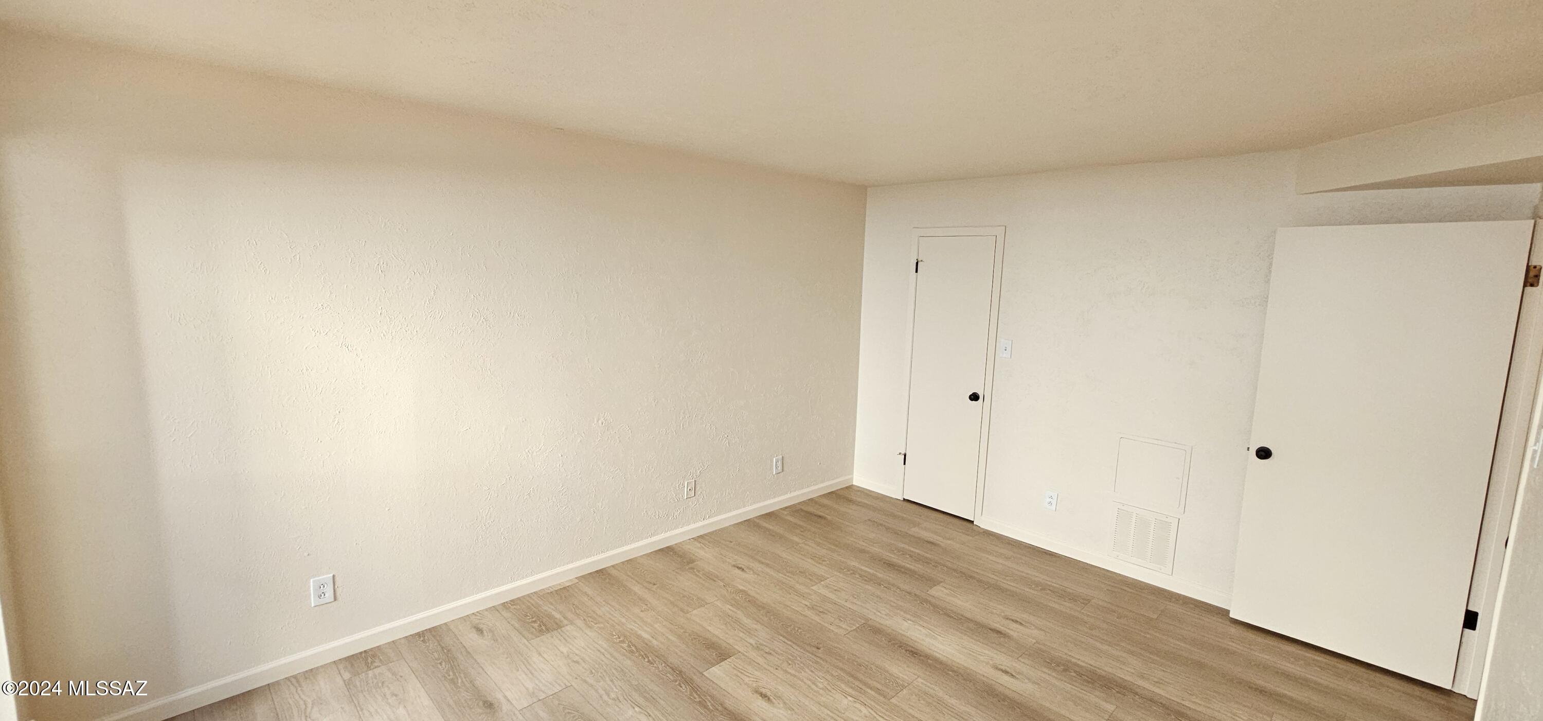 1620 N Wilmot Road Unit: Q199