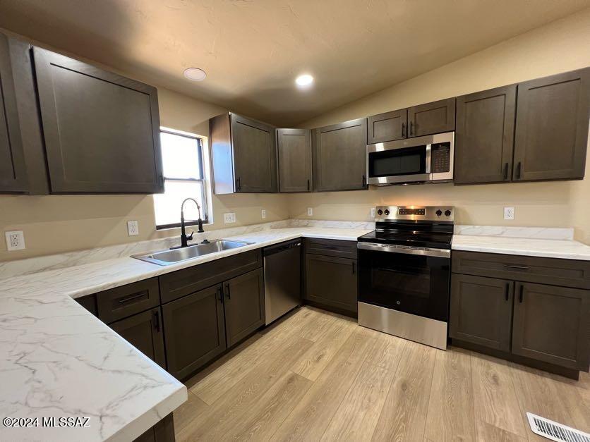 7287 N Cherokee Pony Trail
