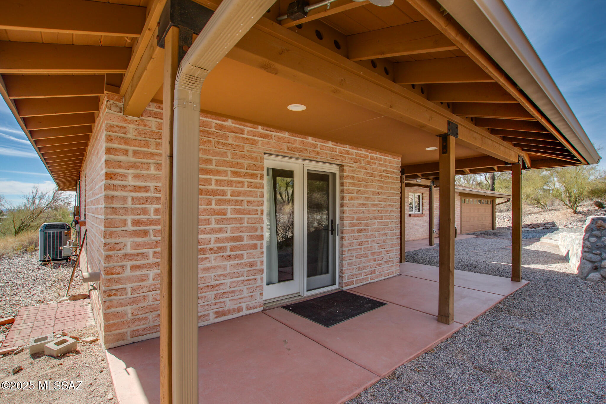 1632 E Calle El Cid
