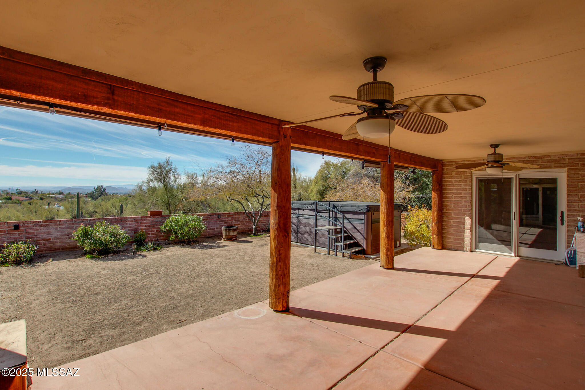 1632 E Calle El Cid