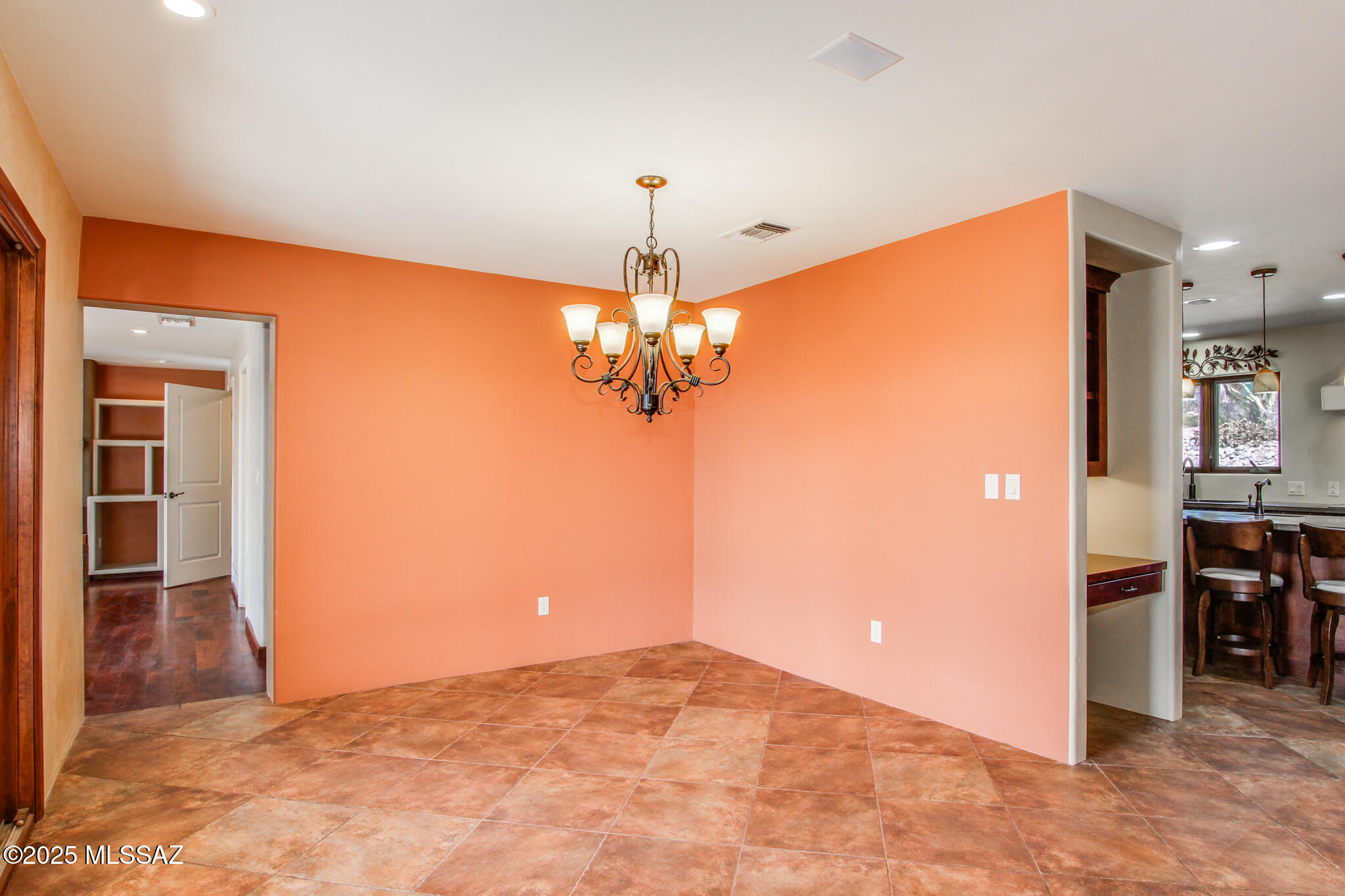 1632 E Calle El Cid