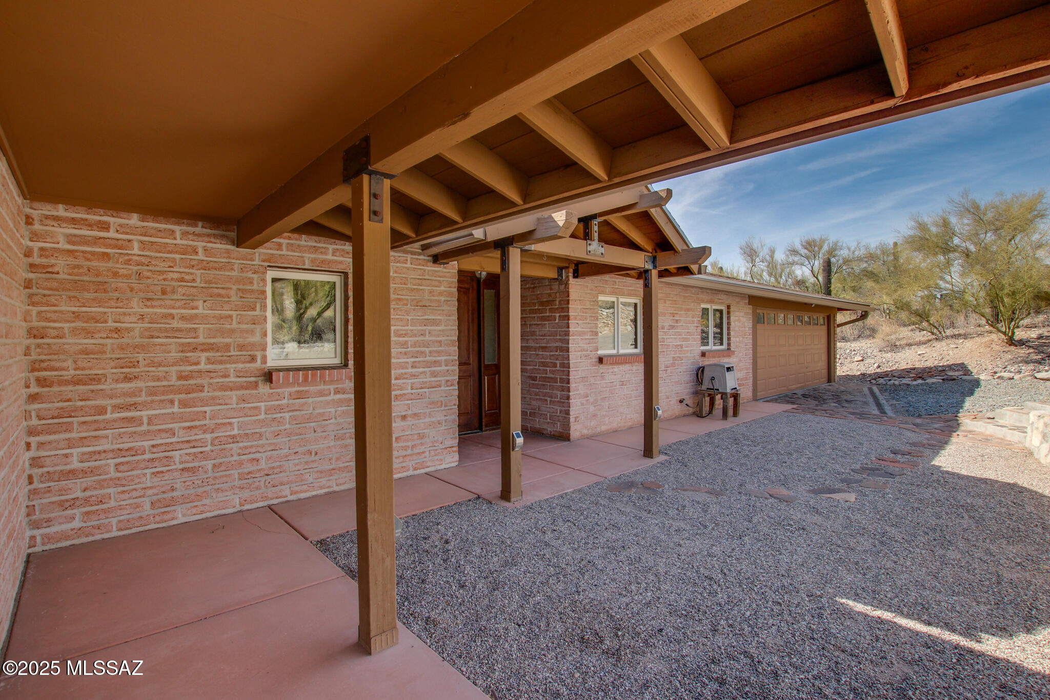 1632 E Calle El Cid