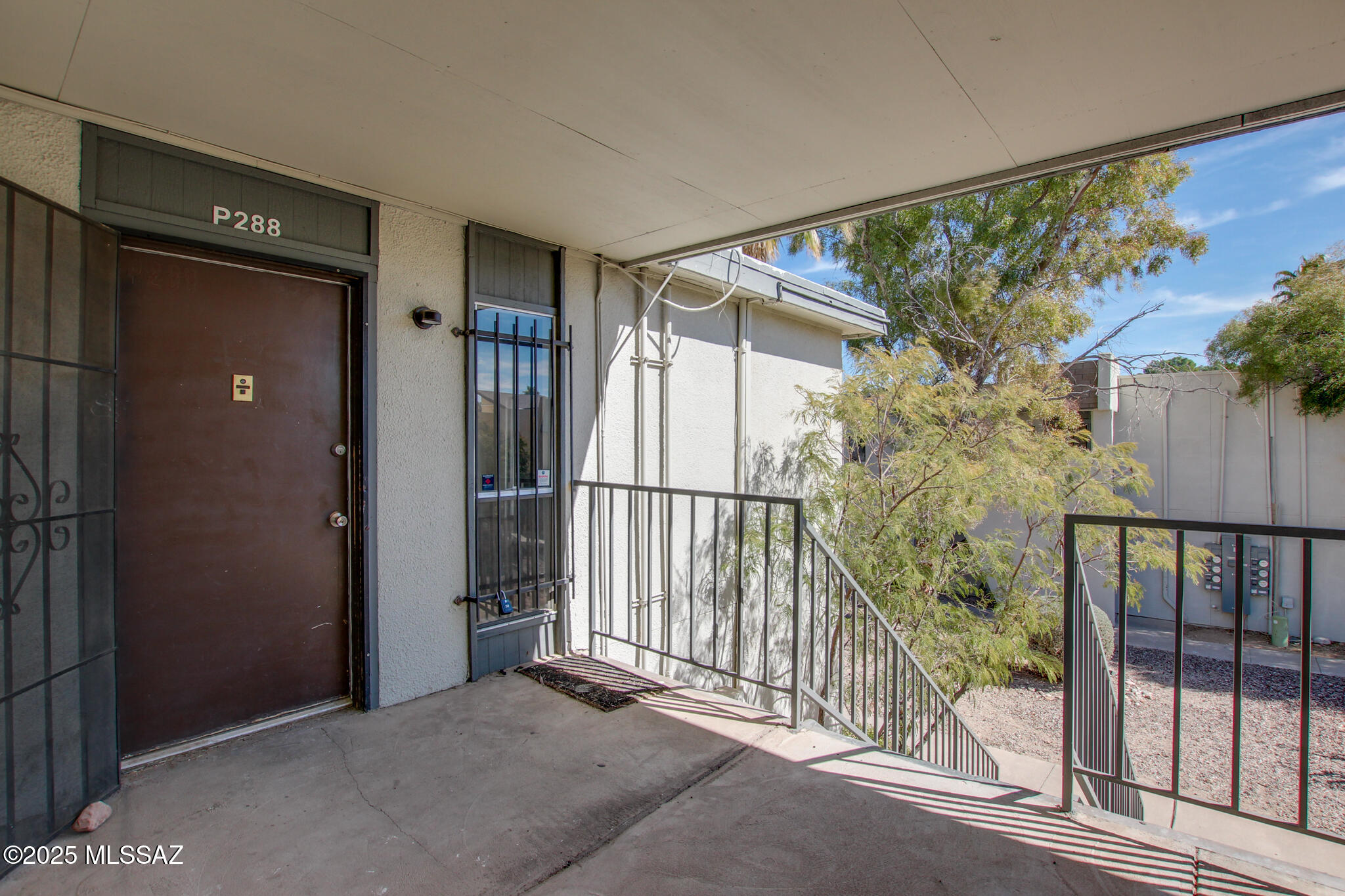 1620 N Wilmot Road Unit: UNIT P288