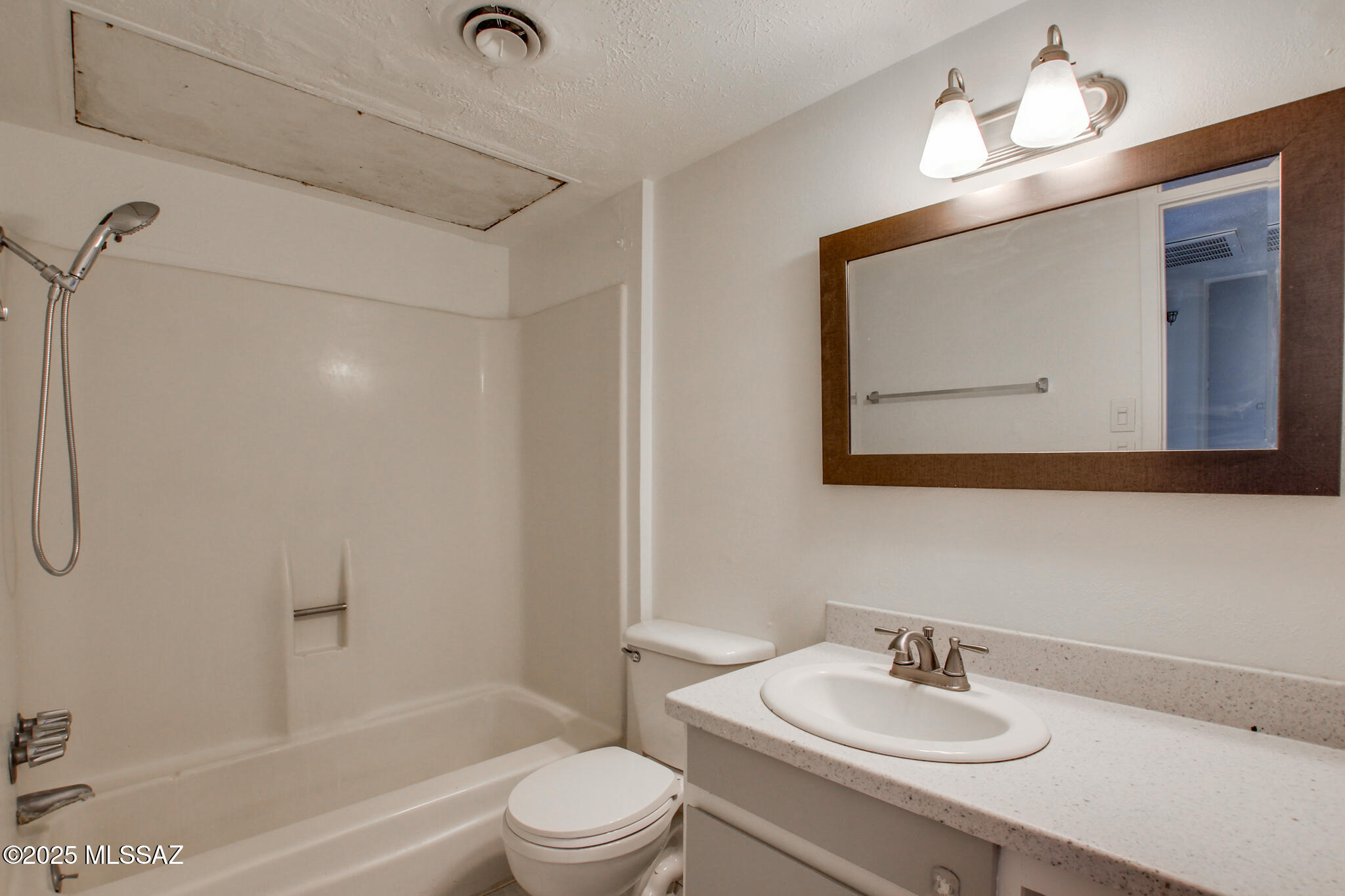 1620 N Wilmot Road Unit: UNIT P288