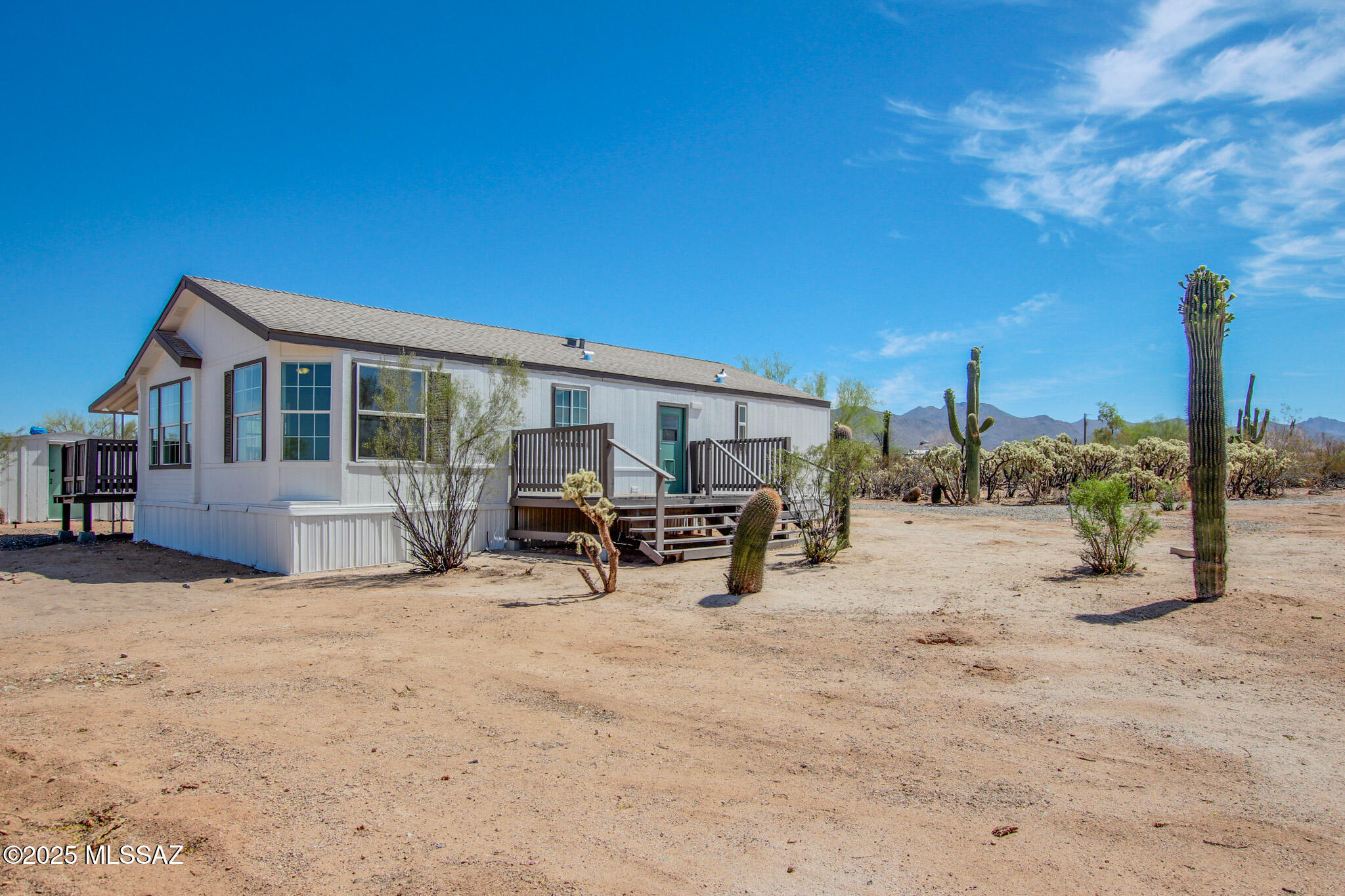 12220 W Calle Seneca